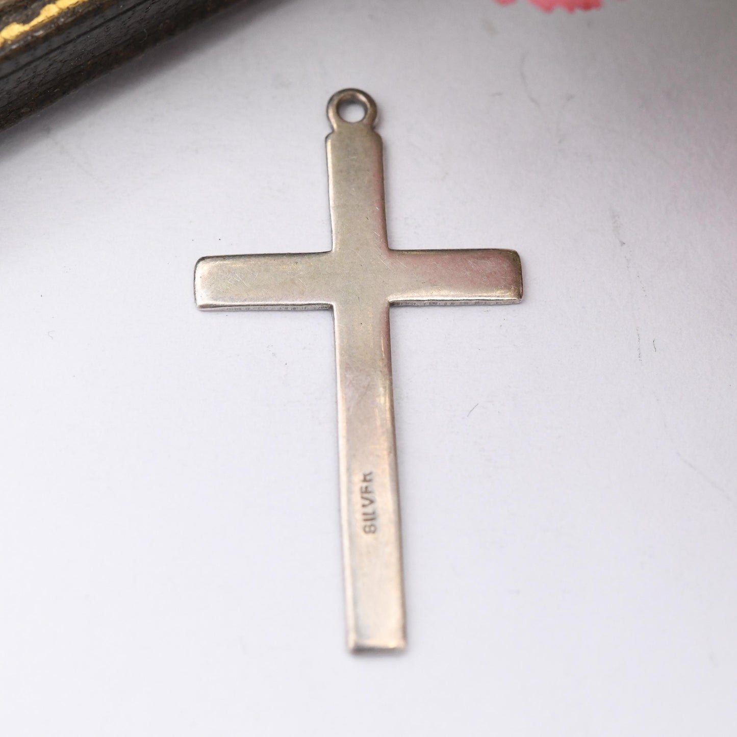 Vintage Sterling Silver Cross Pendant with Engraved Leaf and Flower Pattern - Sweet Christening Jewellery Gift Present for Christian