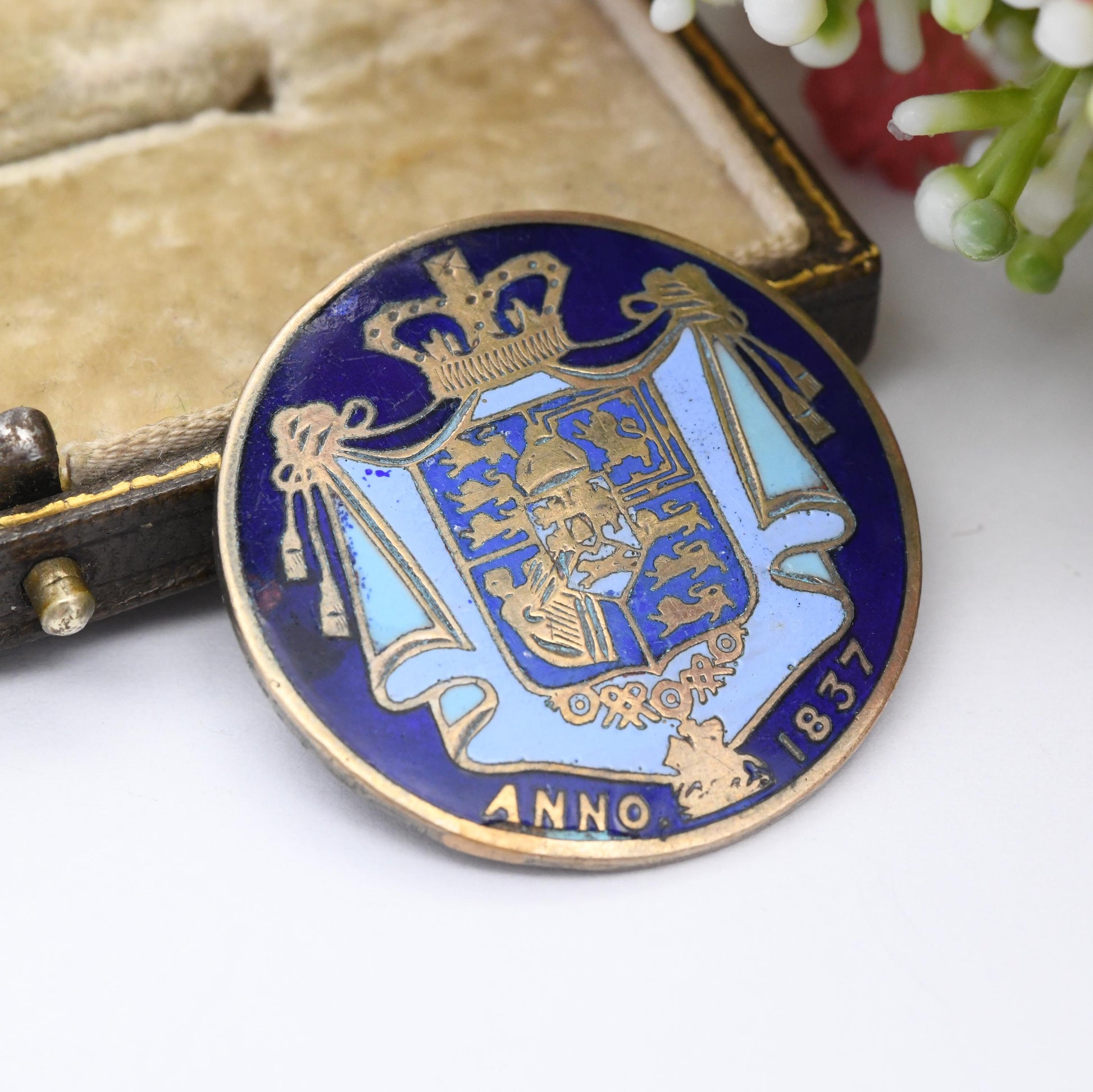 Antique Enamelled Coin Brooch Imitation 1837 William IV 1/2 Crown Coin Brooch - Enamel Coin Jewellery | Brass Coin Token Exonumia