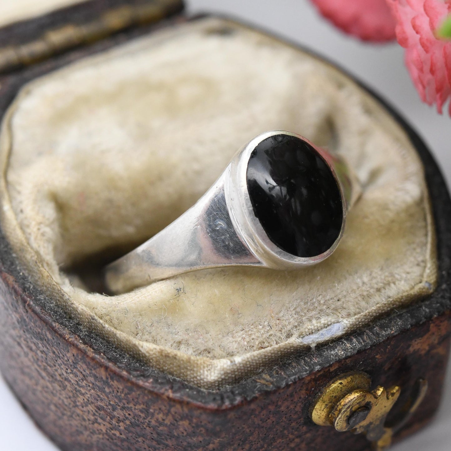 Vintage Sterling Silver Onyx Signet Ring - Oval Black Stone Ring | Small Size Unisex Pinkie Ring | UK Size - L | US Size - 5 3/4