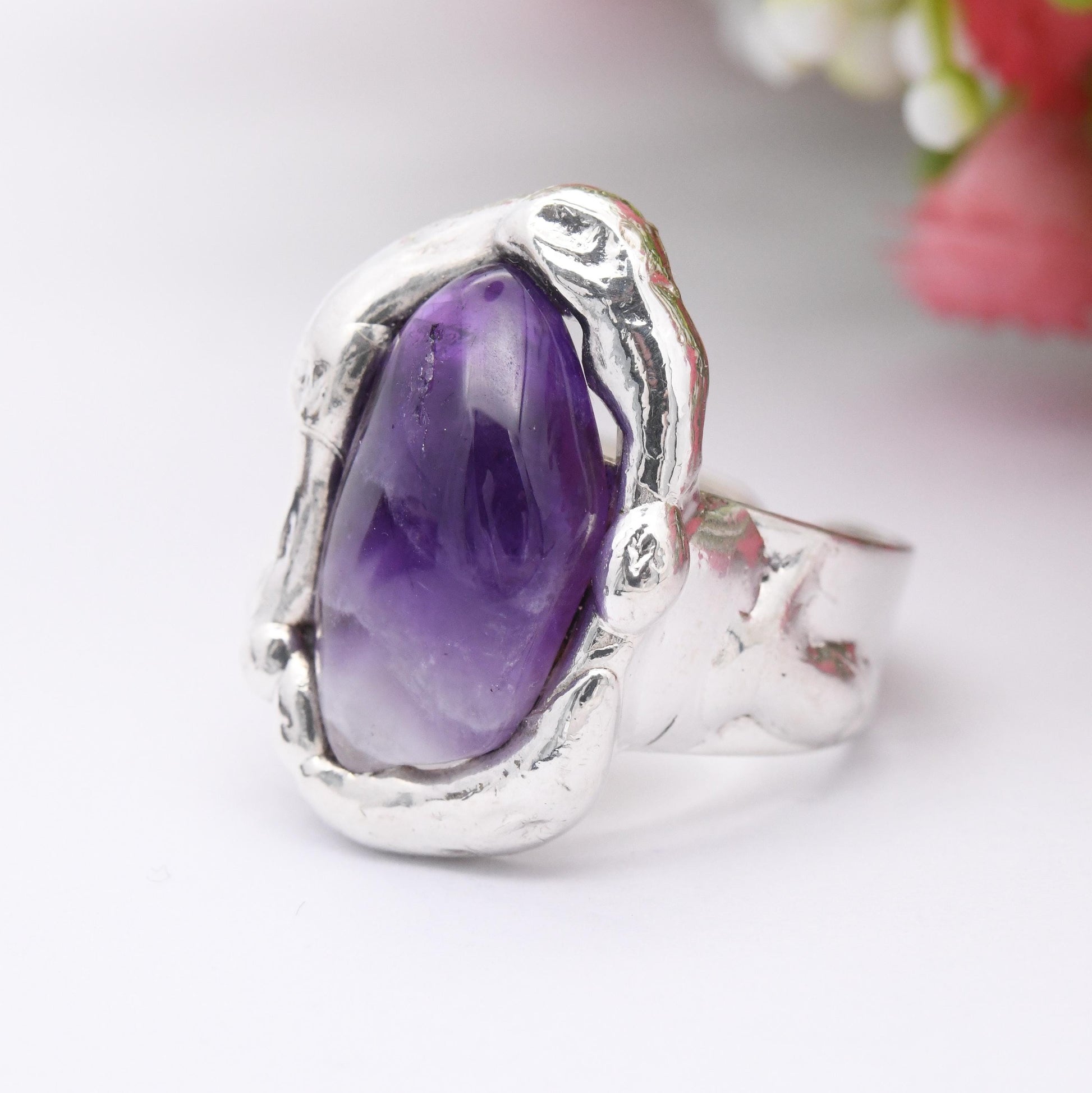 Vintage Dansk Smykkekunst Sterling Silver Amethyst Ring Denmark Designer DS - Tumbled Purple Stone Modernist | Size UK - M 1/2 | US - 6 1/2