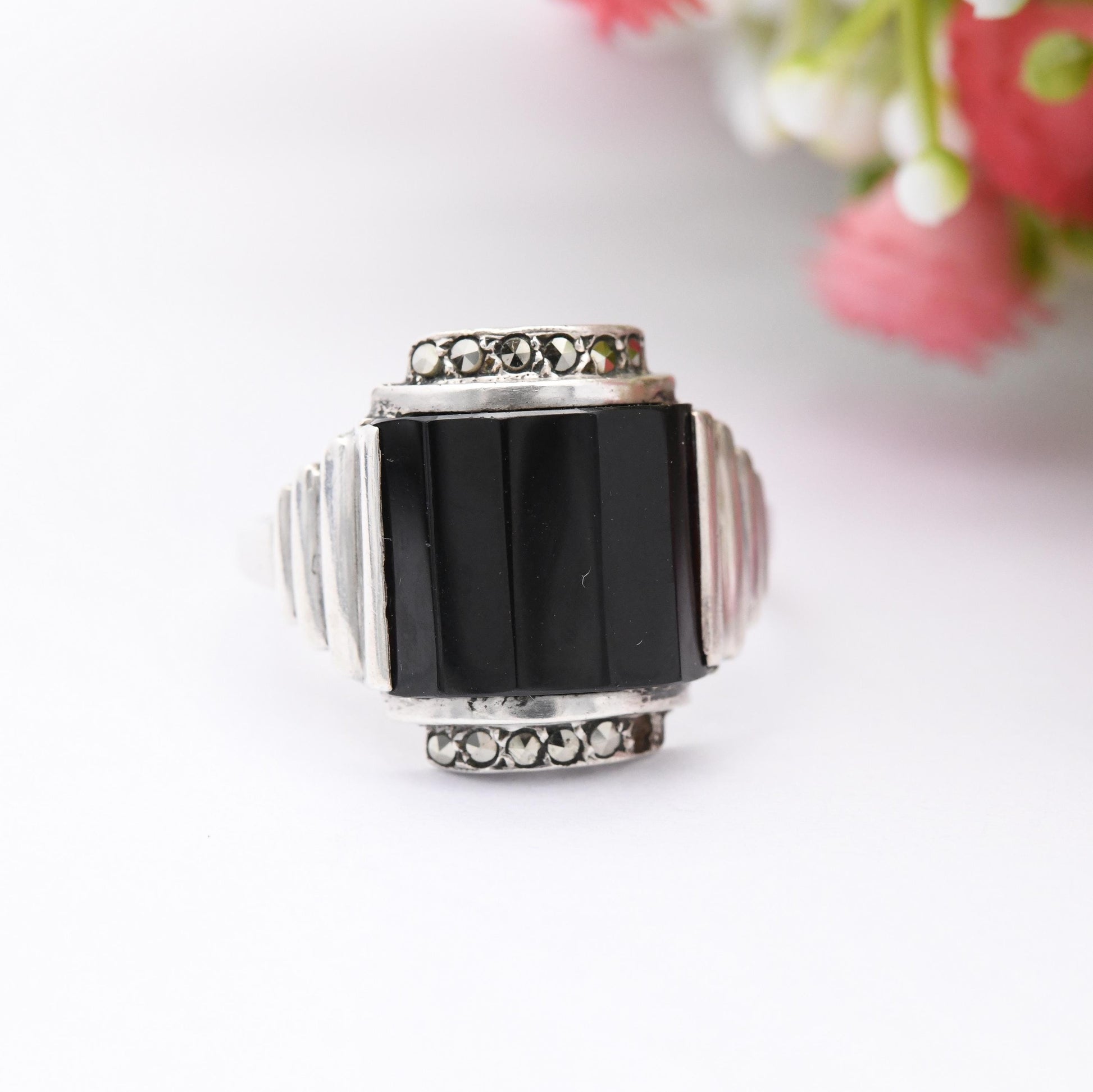 Antique Art Deco Silver Onyx Marcasite Ring 1920s 1930s - Faceted Square Onyx Gemstone Geometric Shapes | UK Size - Q 1/2 | US Size - 8 1/4