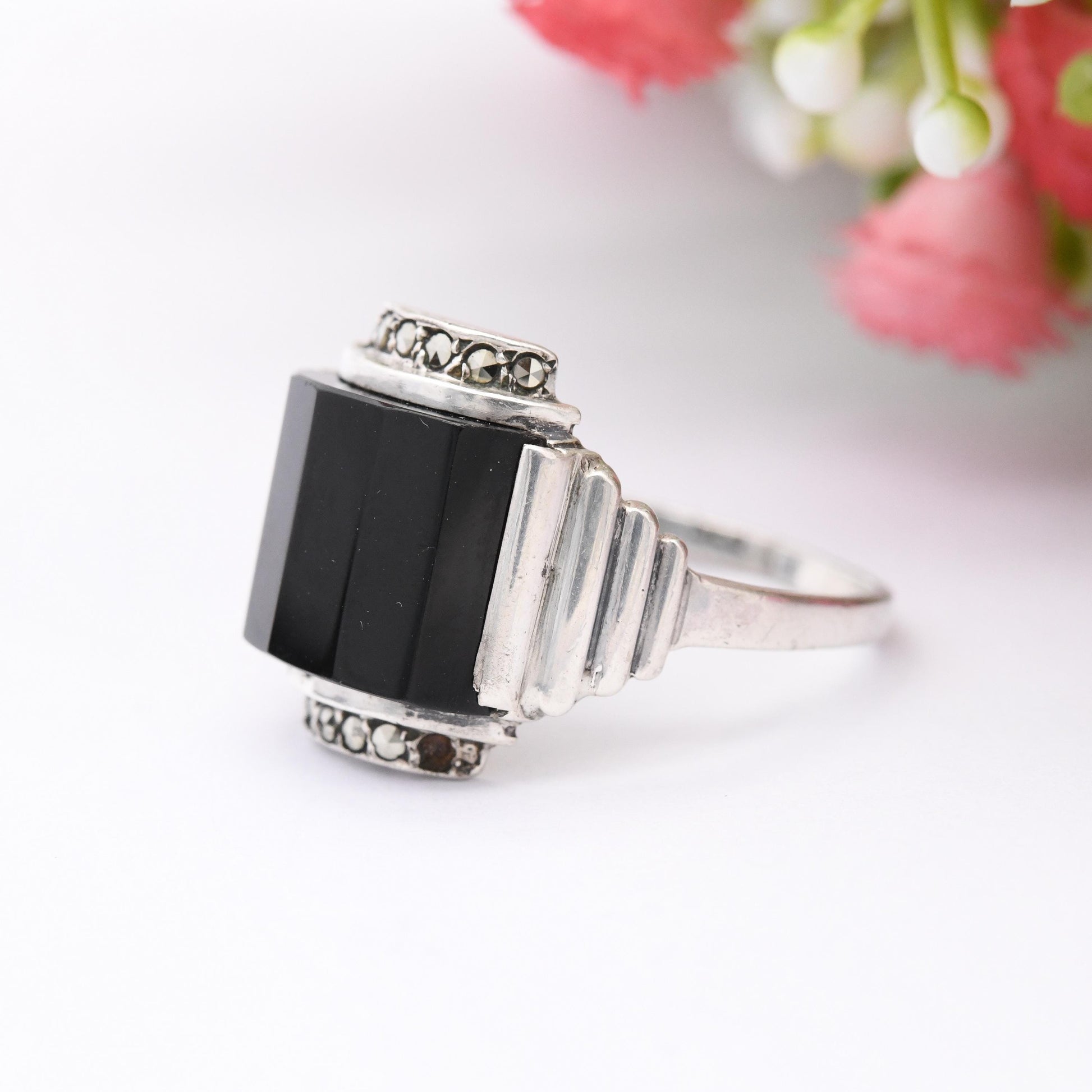 Antique Art Deco Silver Onyx Marcasite Ring 1920s 1930s - Faceted Square Onyx Gemstone Geometric Shapes | UK Size - Q 1/2 | US Size - 8 1/4