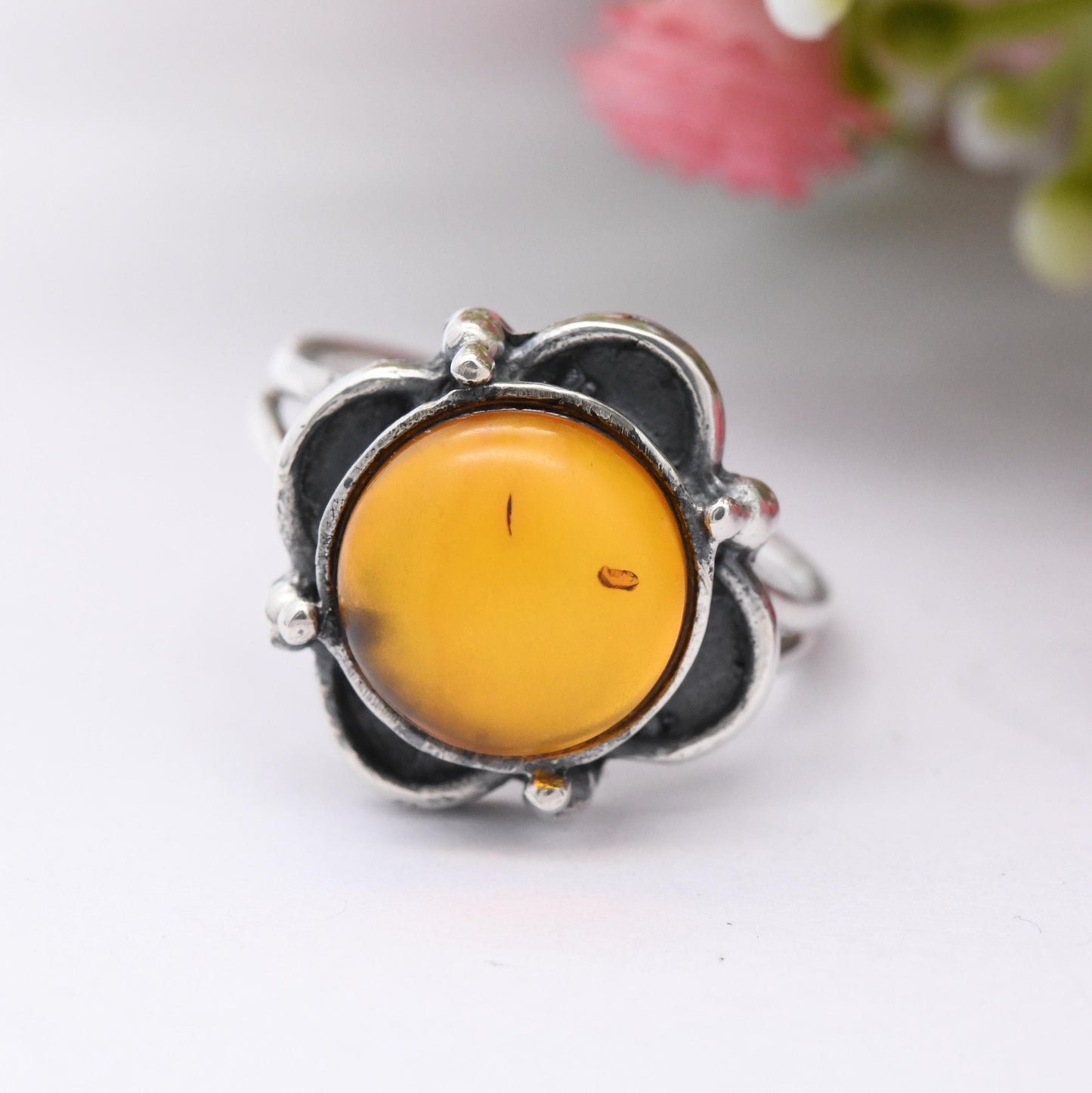 Vintage Sterling Silver Amber Ring Floral Bezel - Pretty Unisex Mid-Century Silver Ring Large Orange Stone | UK Size - N | US Size - 6 3/4