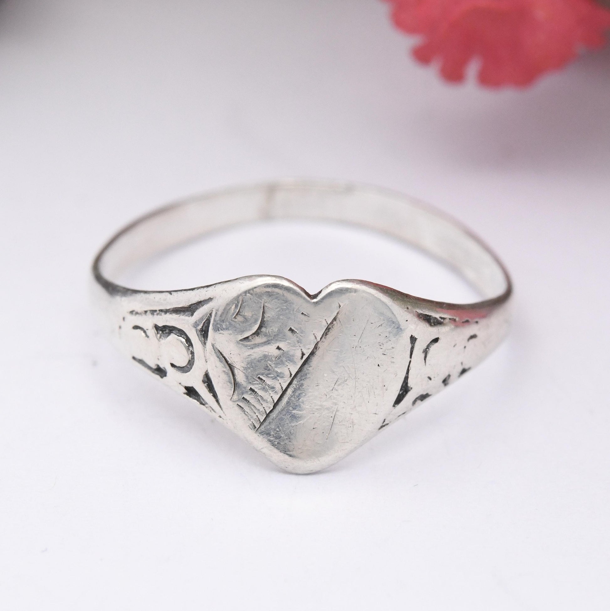 Vintage Sterling Silver Heart Signet Ring - Little Engraved Silver Love Heart Jewellery Everyday Pinkie Ring | UK Size - K | US Size - 5 1/4