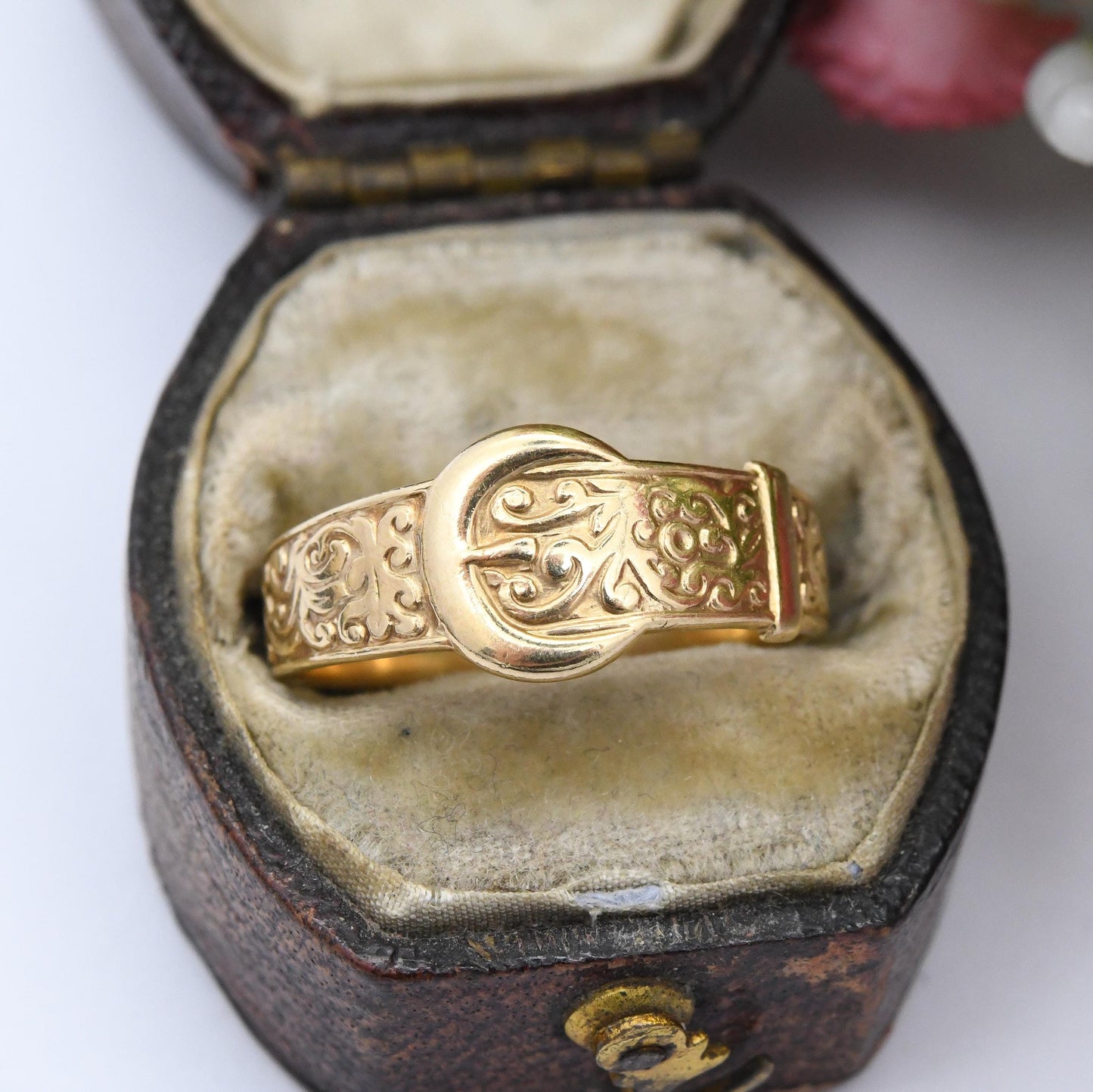 Vintage 9ct Gold Buckle Ring - Victorian Style Belt Buckle Band | Everyday Unisex Gold | Detailed Band Ring | UK Size - O | US Size - 7 1/4