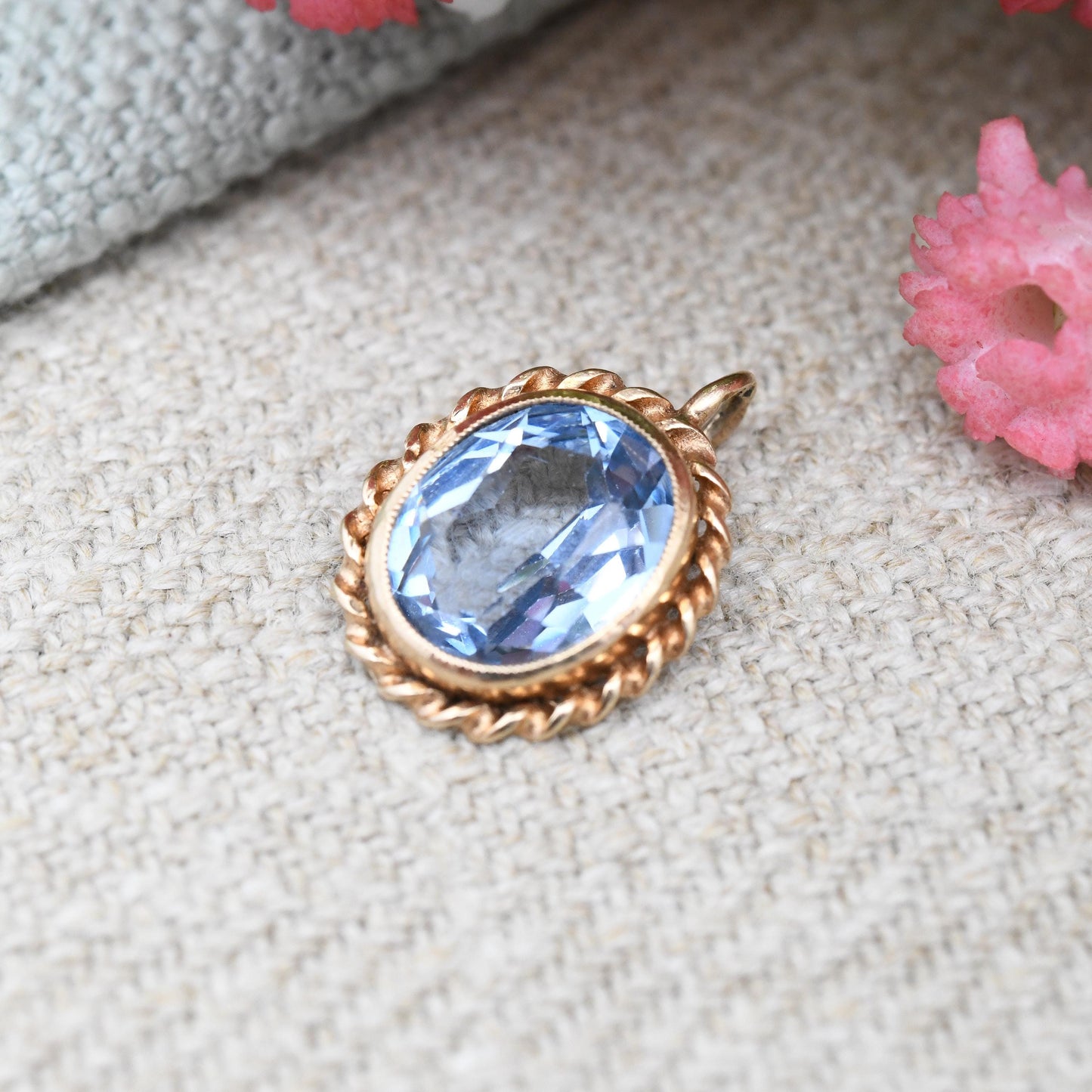 Vintage 9ct Gold Gemstone Pendant - Mid-Century Rope Twist Bezel | Baby Blue Stone | Little Charm for Necklace Stack