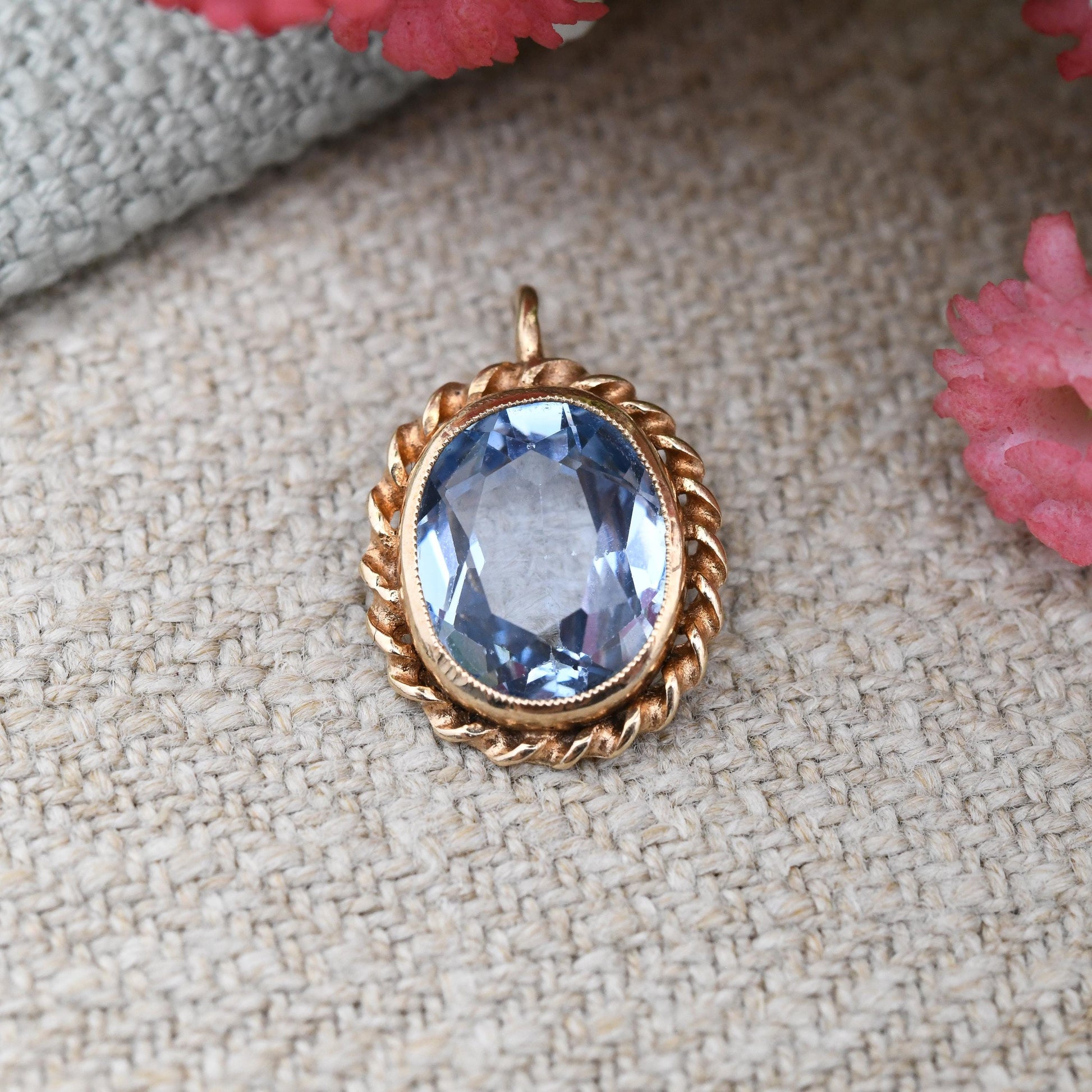 Vintage 9ct Gold Gemstone Pendant - Mid-Century Rope Twist Bezel | Baby Blue Stone | Little Charm for Necklace Stack