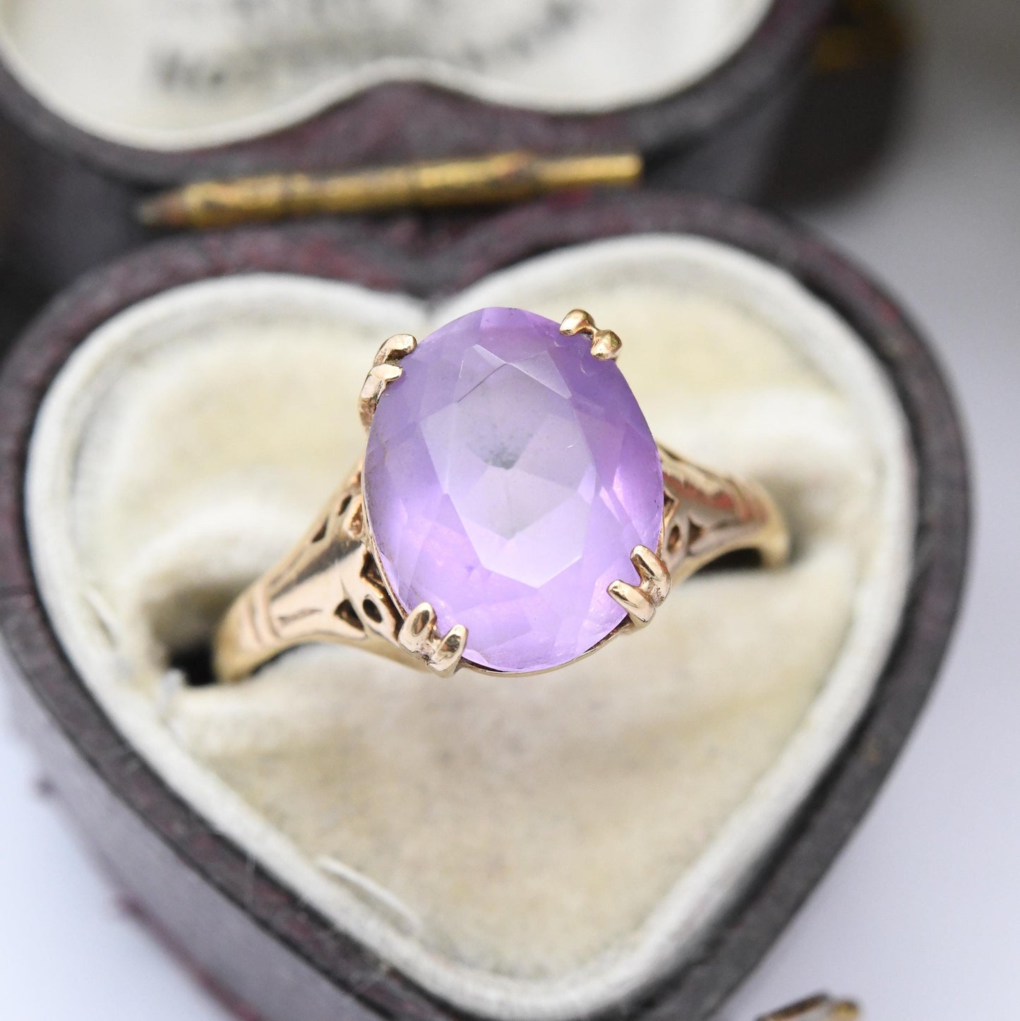 Vintage 9ct Gold Amethyst Ring 1971 - Mid-Century Large Purple Stone Solitaire | Small Size | UK Size - K | US Size - 5 1/4