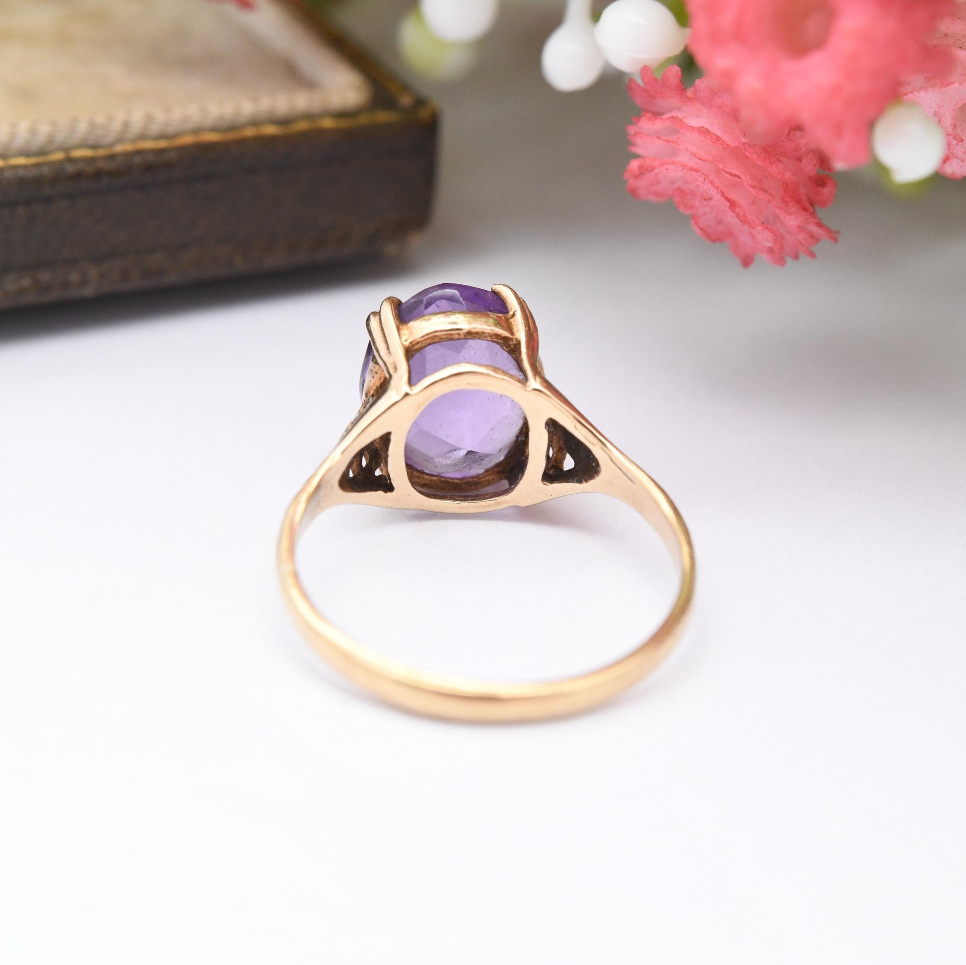 Vintage 9ct Gold Amethyst Ring 1971 - Mid-Century Large Purple Stone Solitaire | Small Size | UK Size - K | US Size - 5 1/4