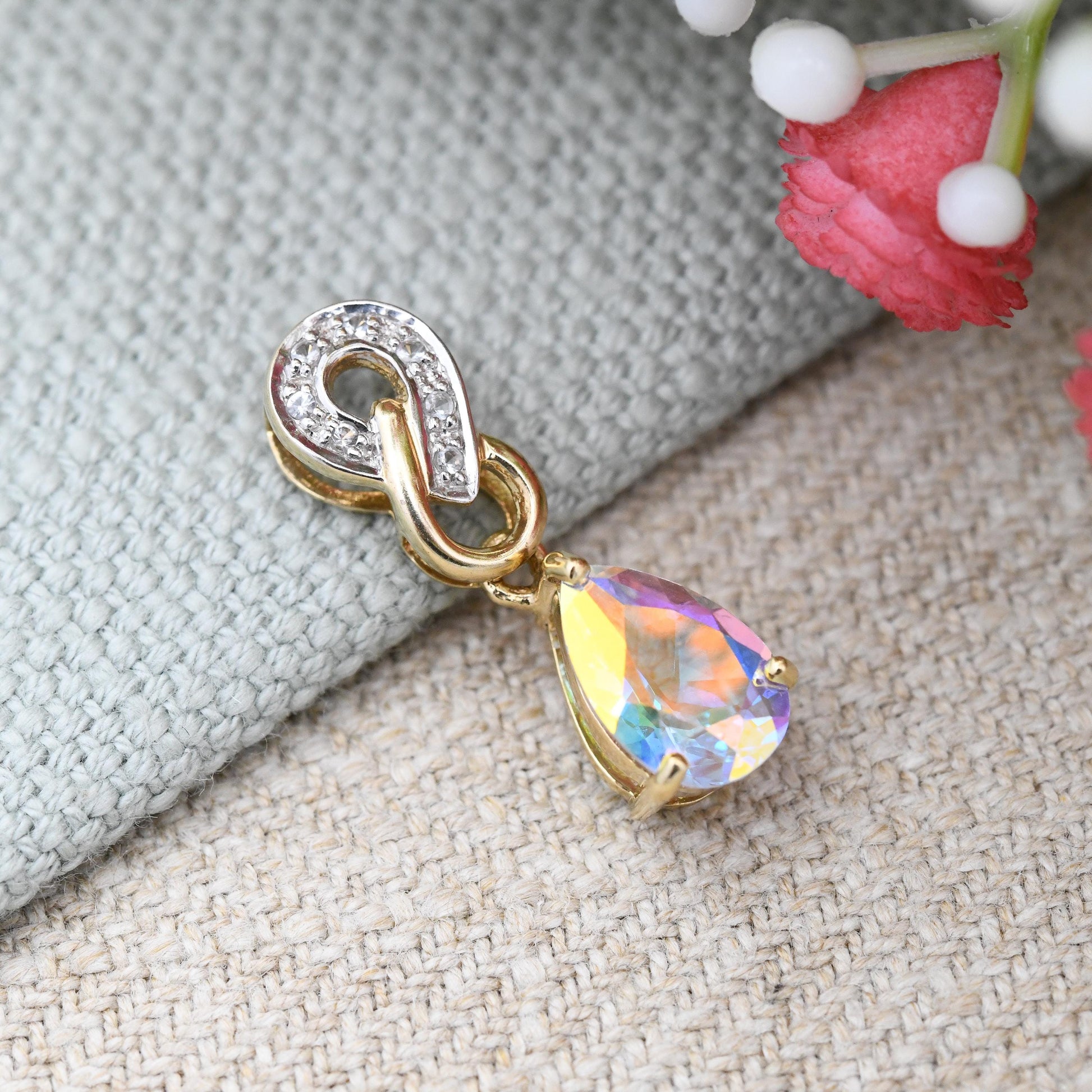 9ct Gold Aurora Borealis Crystal Pendant Articulated Drop - Pretty Gold Gift for Her | Faceted Rainbow Glass