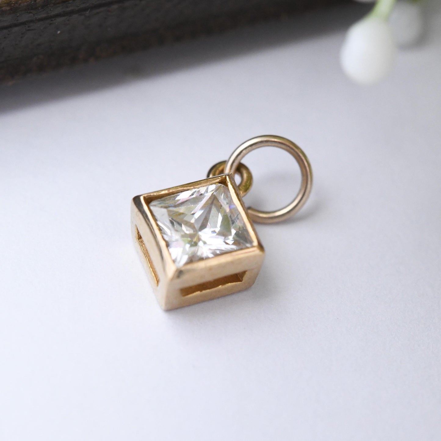 Vintage 9ct Gold Cubic Zirconia Pendant - Small Gold Charm | Sparkly Stone Diamond Shape