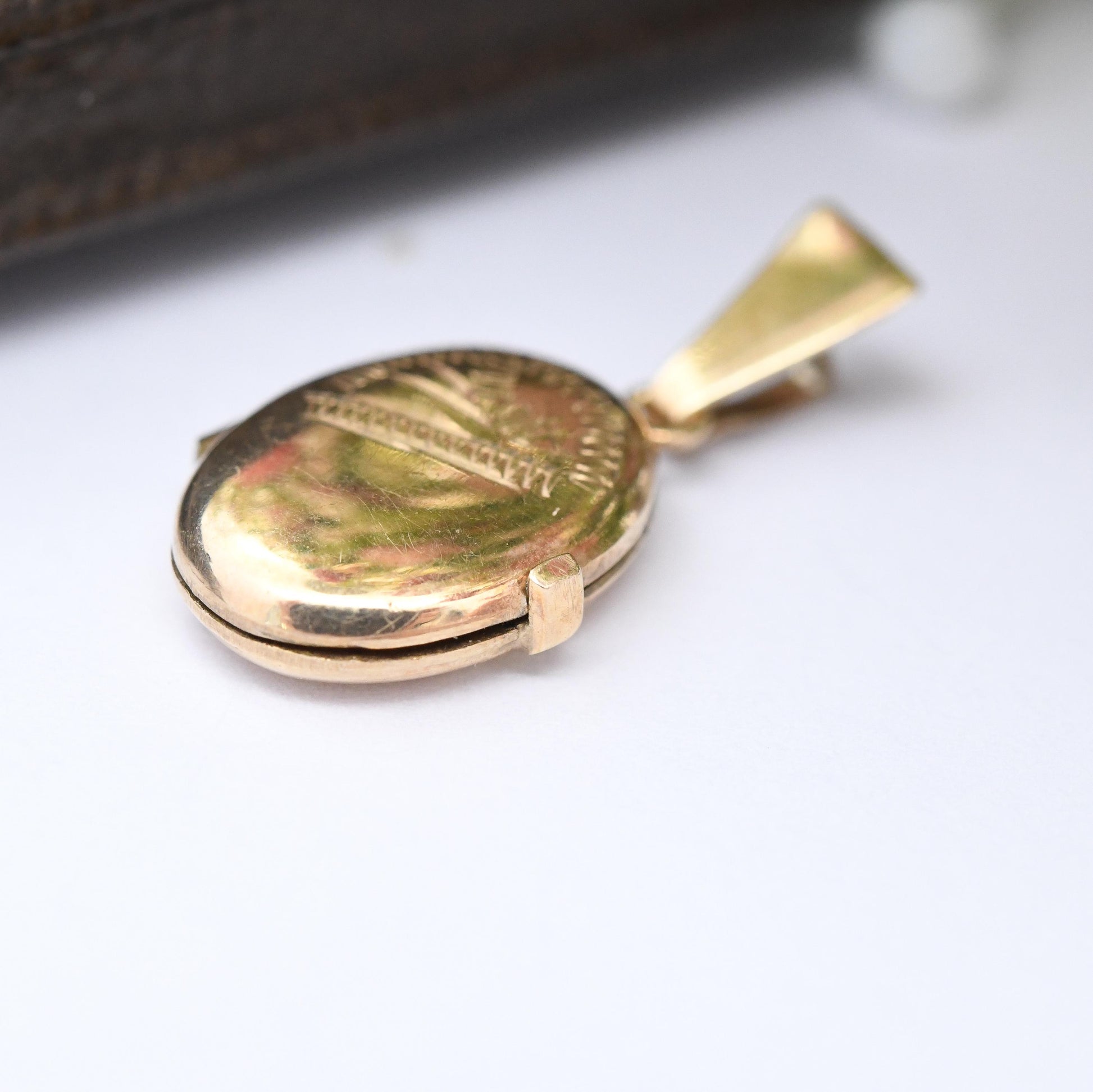 Vintage 9ct Gold Locket Pendant Charm with Engraved Design - Miniature Locket Charm Pendant | Solid Gold Gift for Her