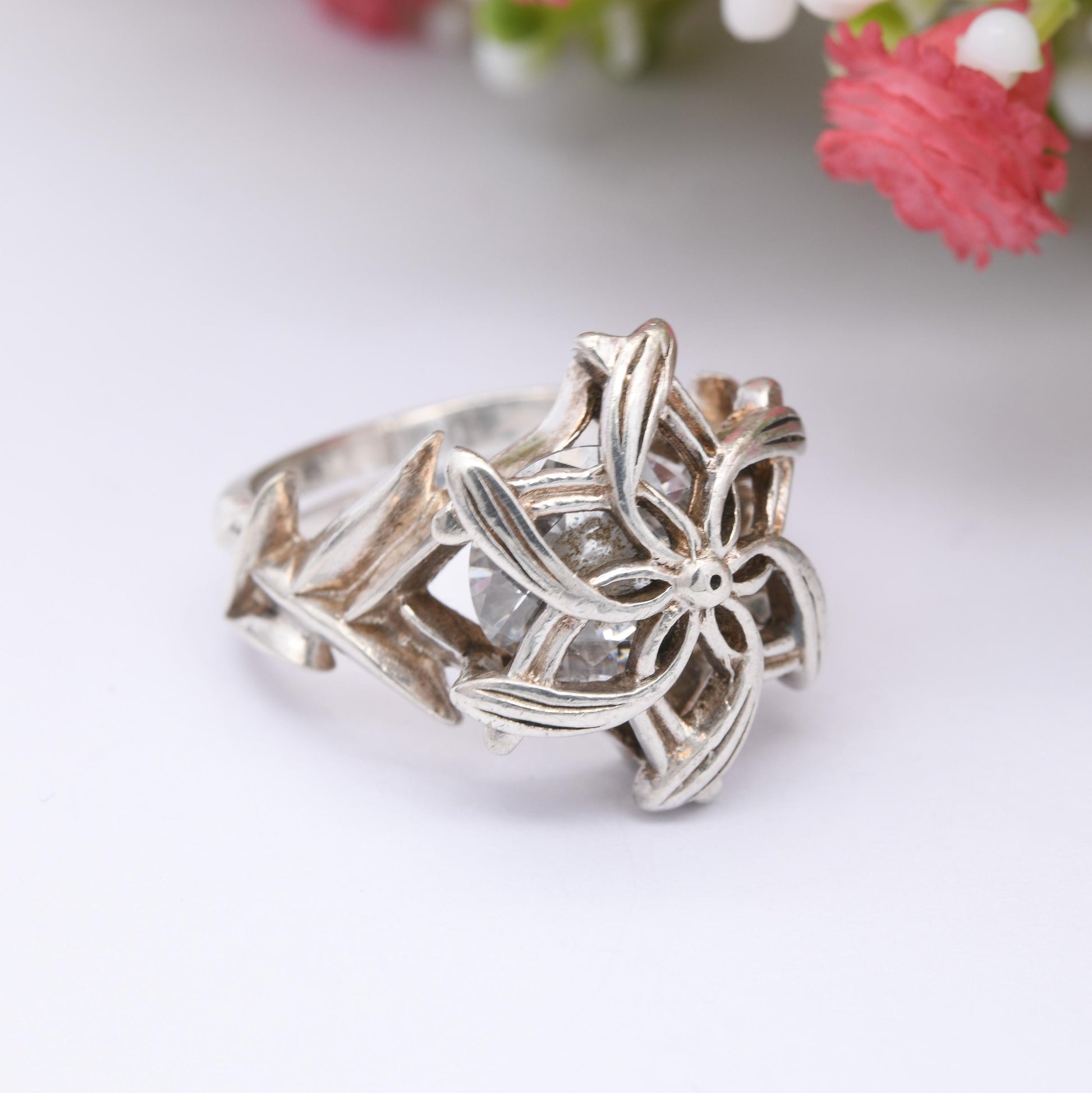 Nenya Galadriel's Ring Sterling Silver Chunky Flower Ring - Lord of the Rings White Stone Pretty Elven Ring | UK Size - N | US Size - 6 1/2