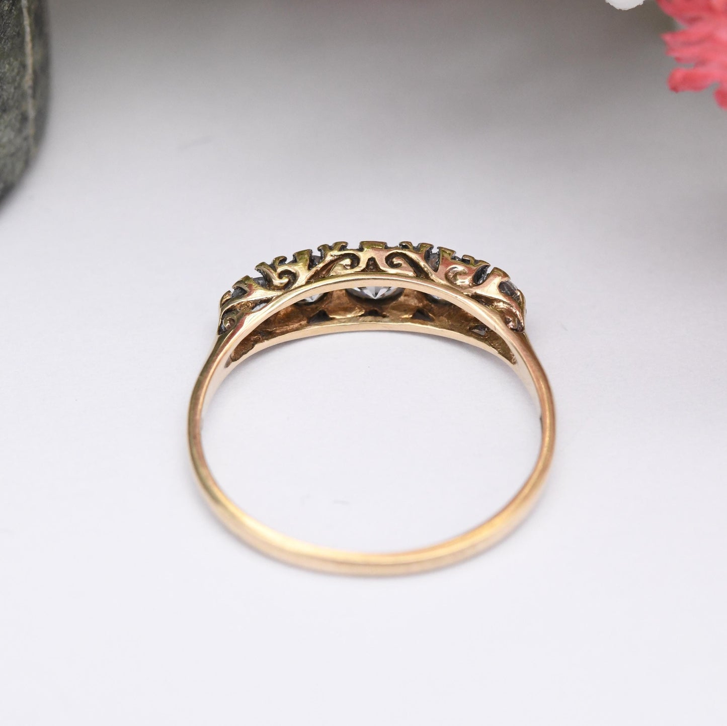 Vintage 9ct Gold CZ Ring - Graduated Clear Stones Five Stone Ring | Traditional Antique Style | UK Size - O 1/2 | US Size - 7 1/2