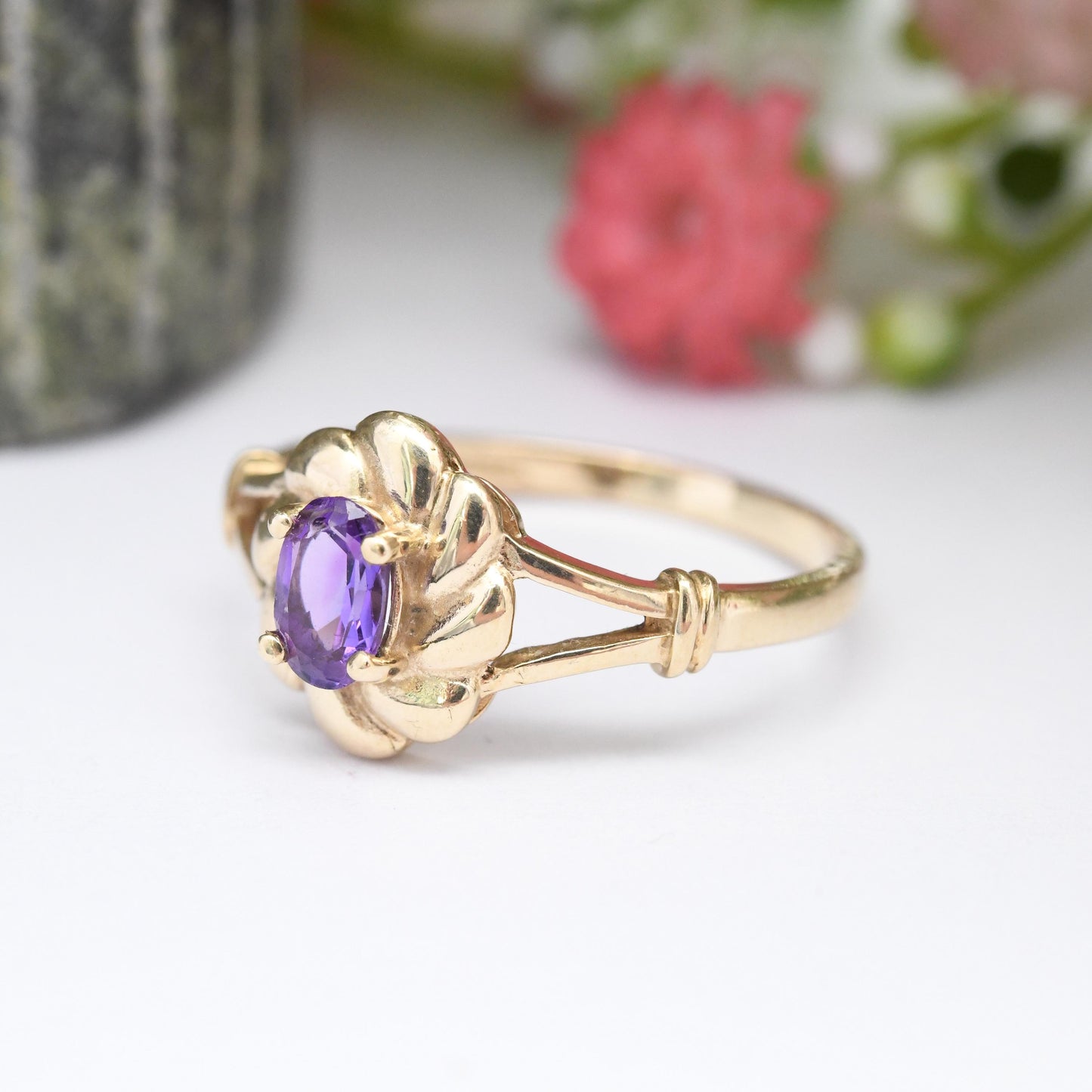 Vintage 9ct Gold Amethyst Ring Spiral Flower Shape - 1990's Design Purple Stone Solitaire | Thumb Ring | UK Size - P | US Size - 7 3/4