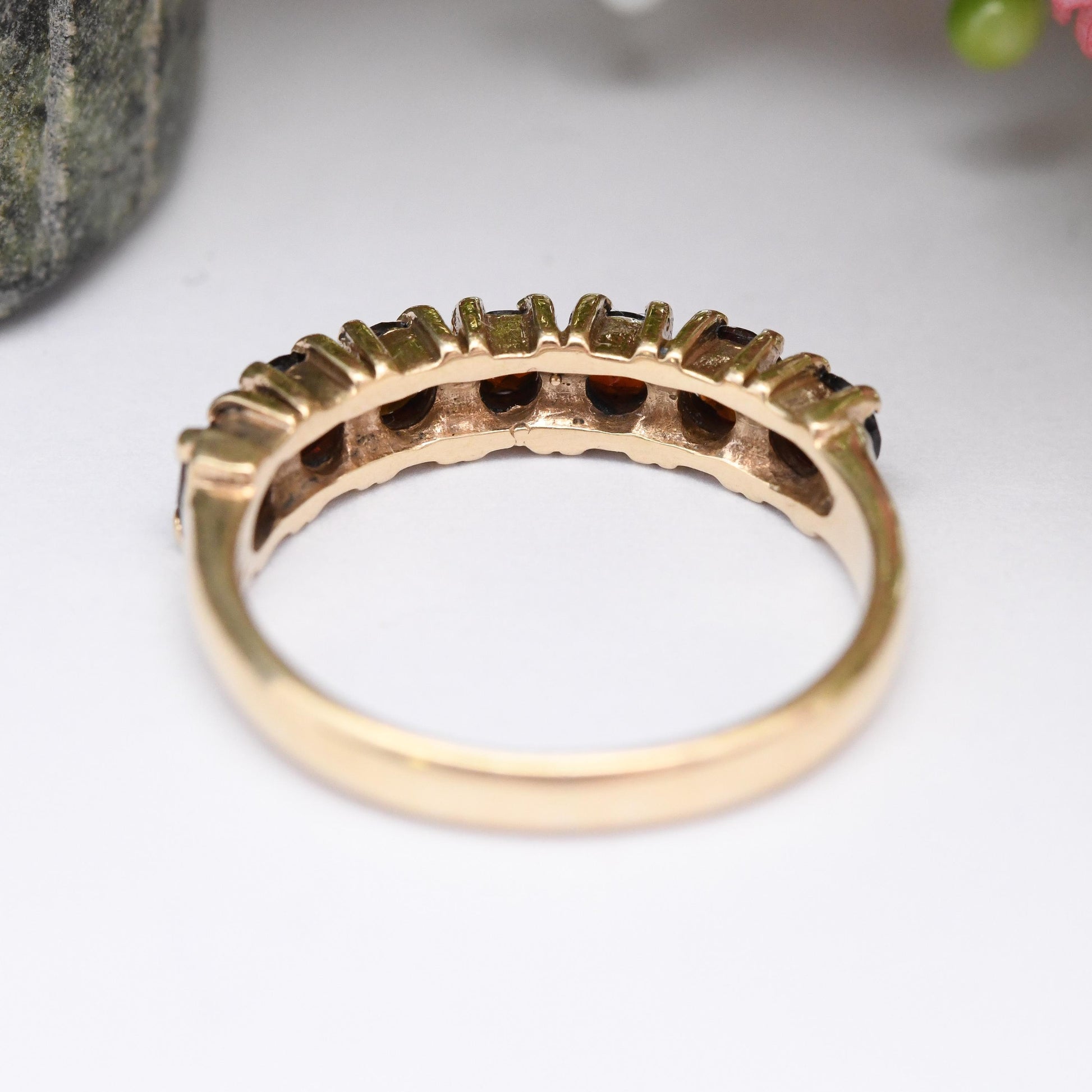 Vintage 9ct Gold Garnet Ring Seven Stones 1978 - Faceted Red Gemstone Half Eternity Band Ring | Large Stones | UK Size - L | US Size - 5 3/4