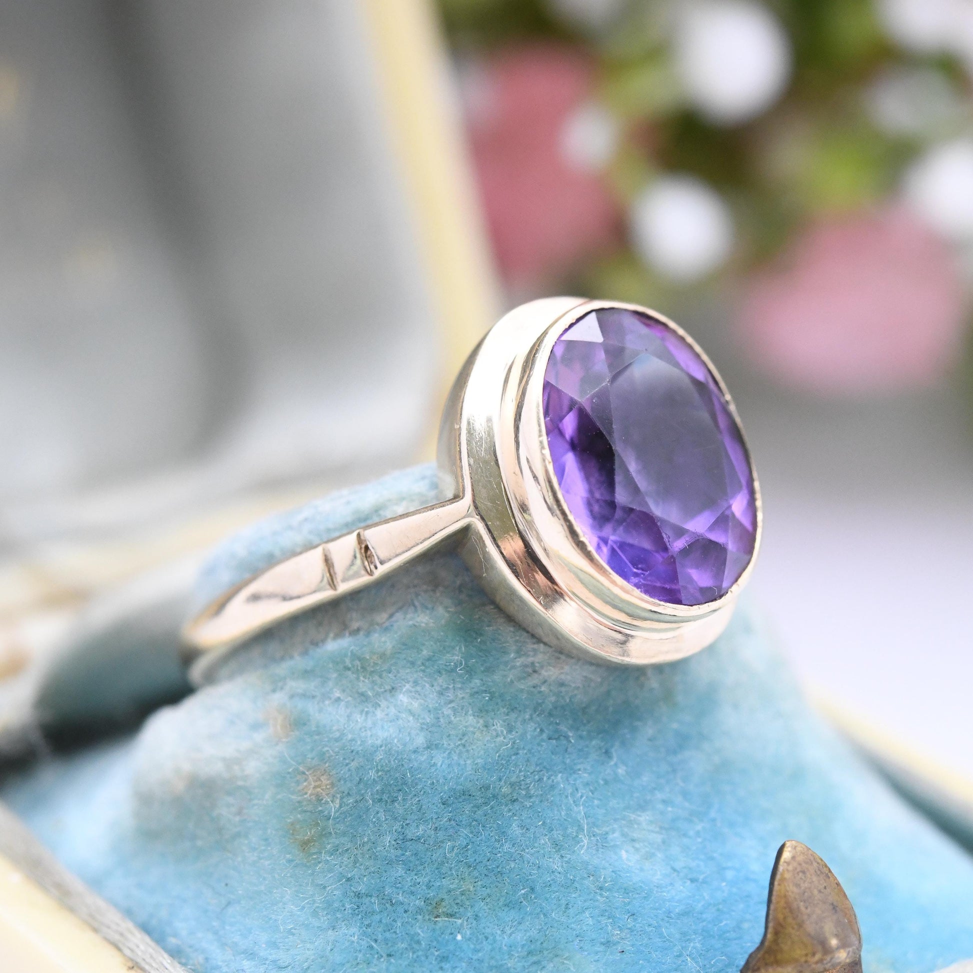 Vintage 9ct Gold Amethyst Ring 1968 - Mid-Century Large Purple Faceted Stone Solitaire | Pretty Gift for Her | UK Size M 1/2 | US Size 6 1/4