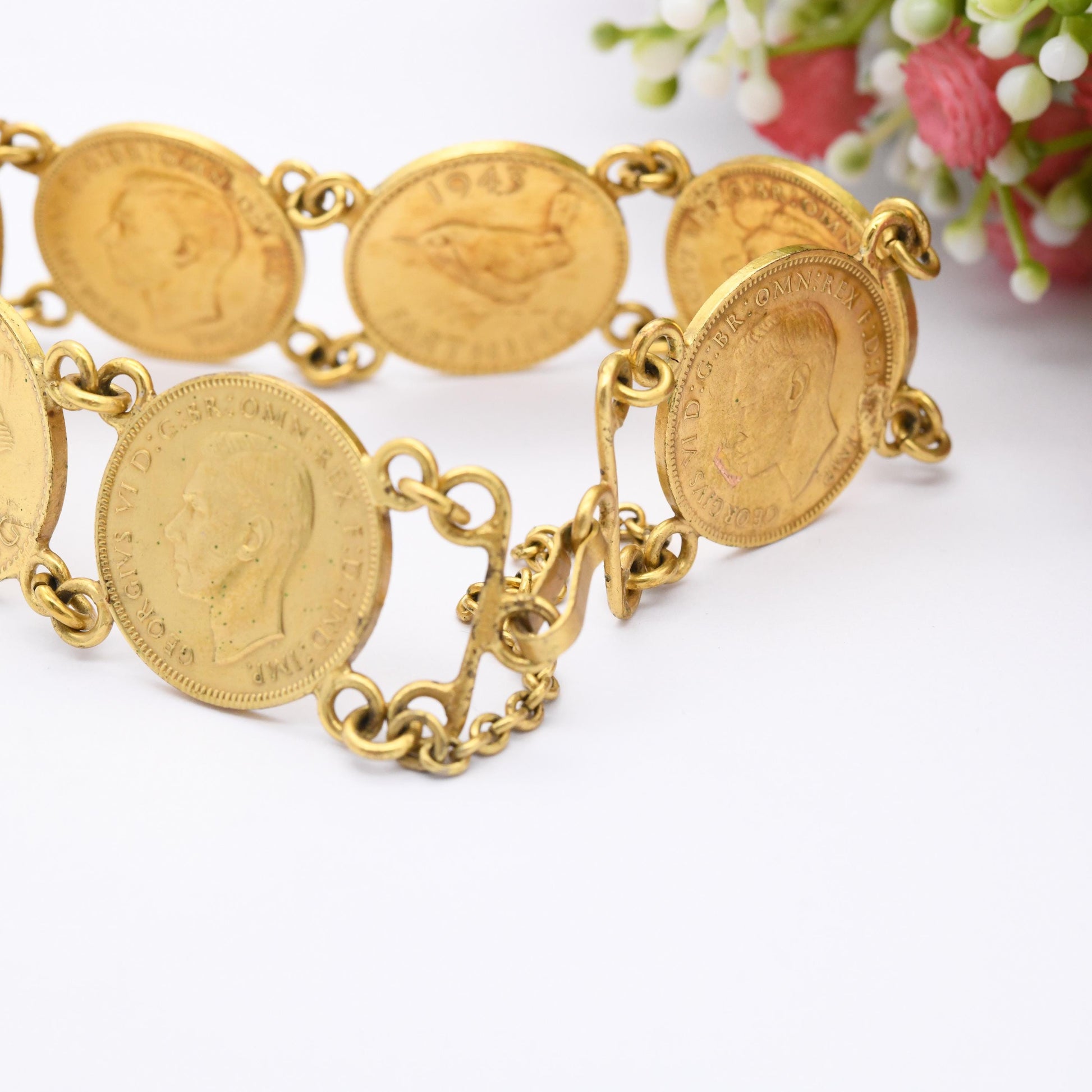 Vintage George VI 1943 Farthing Coin Bracelet Gold Bracelet - Gift for Numismatist Collector | UK Royal King Unusual Vintage Coin Jewellery