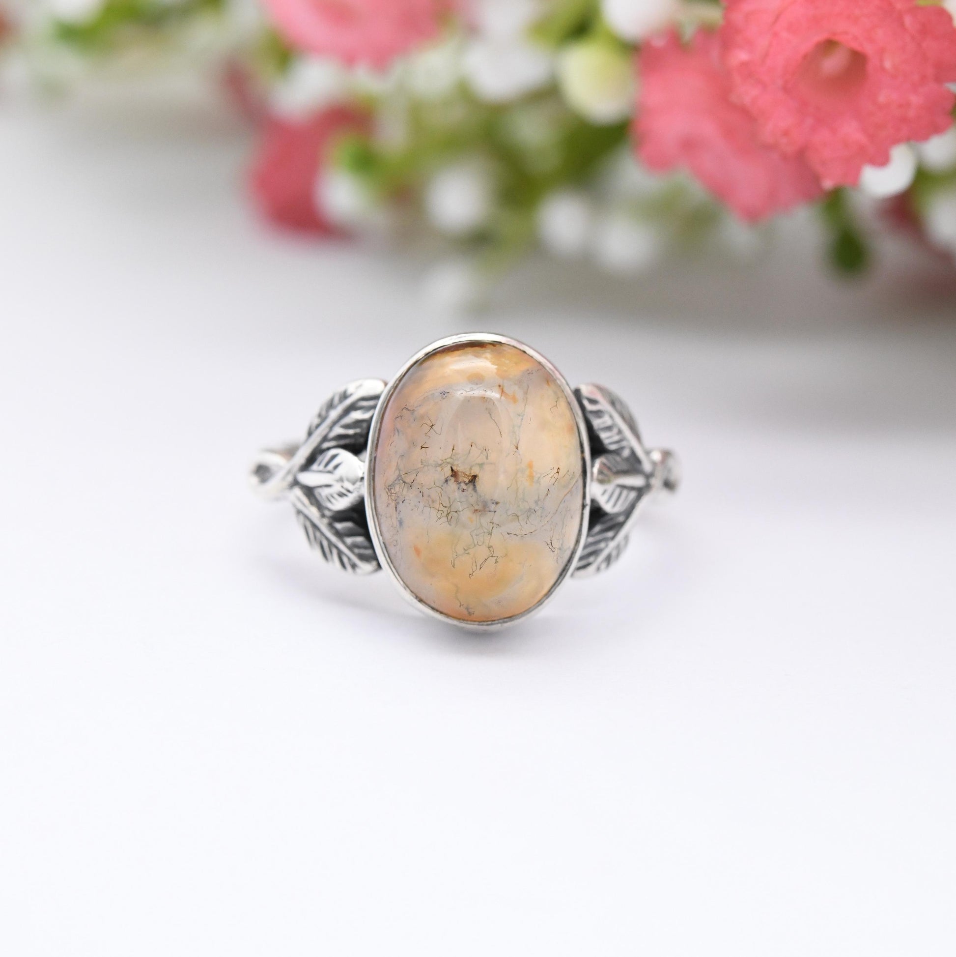 Vintage Sterling Silver Moss Agate Ring Leaf Setting - Statement Mid-Century Gemstone White Orange Green | UK Size - L 1/2 | US Size - 6