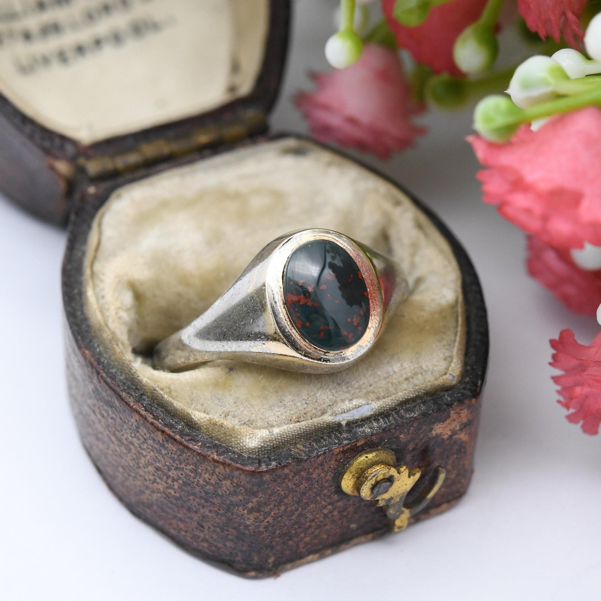 Vintage Sterling Silver Bloodstone Signet Ring - Mid-Century Gemstone Unisex Jewellery Heliotrope Jasper | UK Size - O 1/2 | US Size - 7 1/2