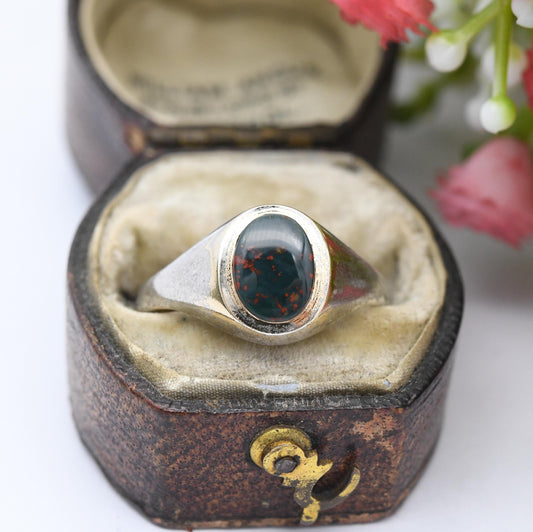 Vintage Sterling Silver Bloodstone Signet Ring - Mid-Century Gemstone Unisex Jewellery Heliotrope Jasper | UK Size - O 1/2 | US Size - 7 1/2