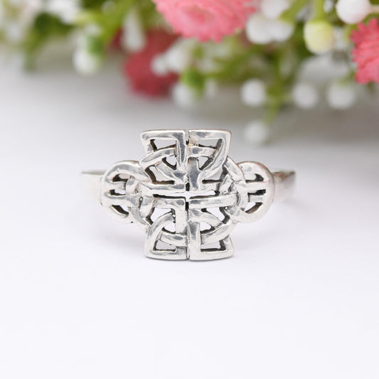 Vintage Sterling Silver Celtic Knot Ring - Large Knot Minimalist Ring Unisex Design Middle Finger Ring | UK Size - Y 1/2 | US Size - 12 1/4