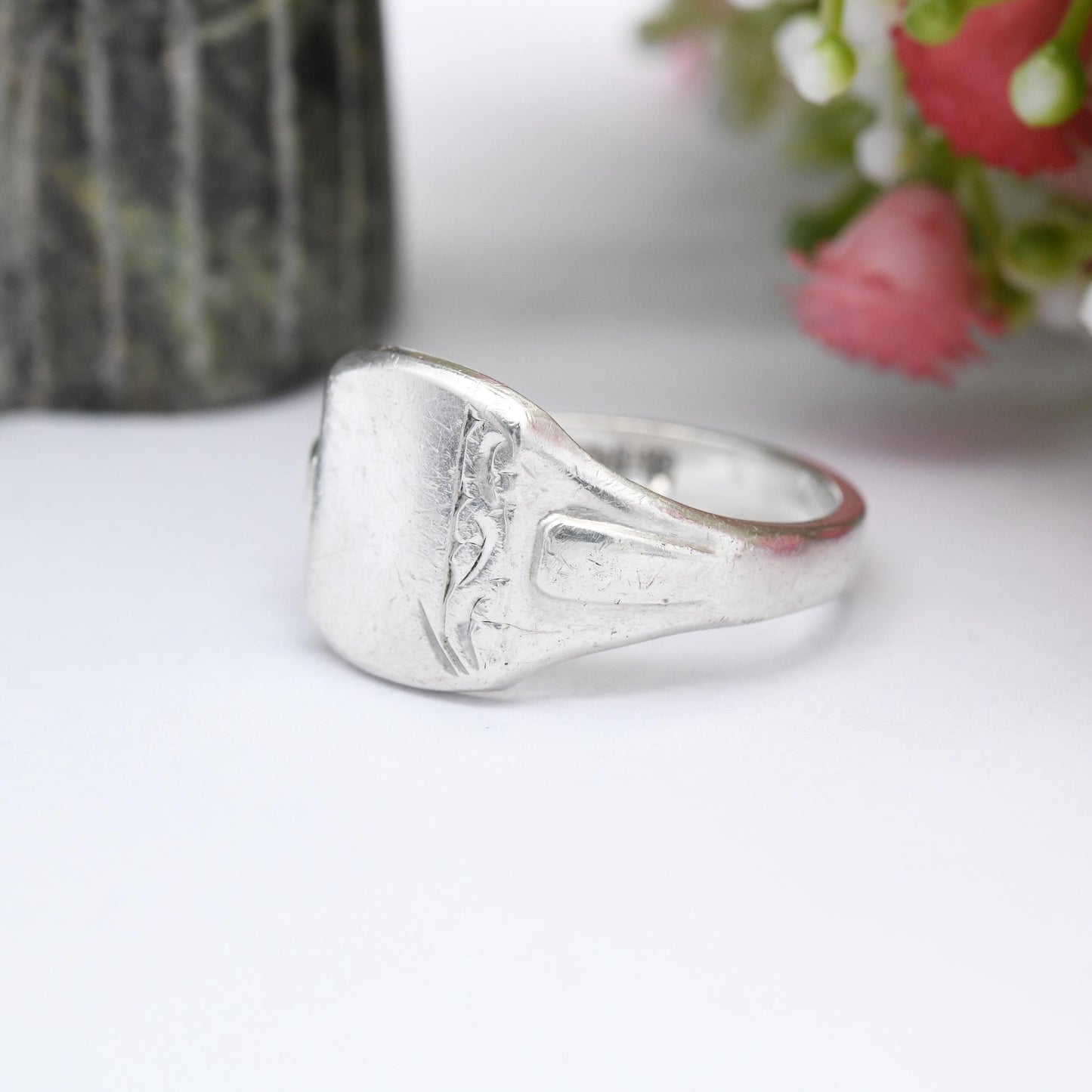 Vintage Sterling Silver Signet Ring 1977 L D Price LDP - Mid-Century Large Unisex Ring Chunky Engraved | UK Size - W 1/2 | US Size - 11 1/4