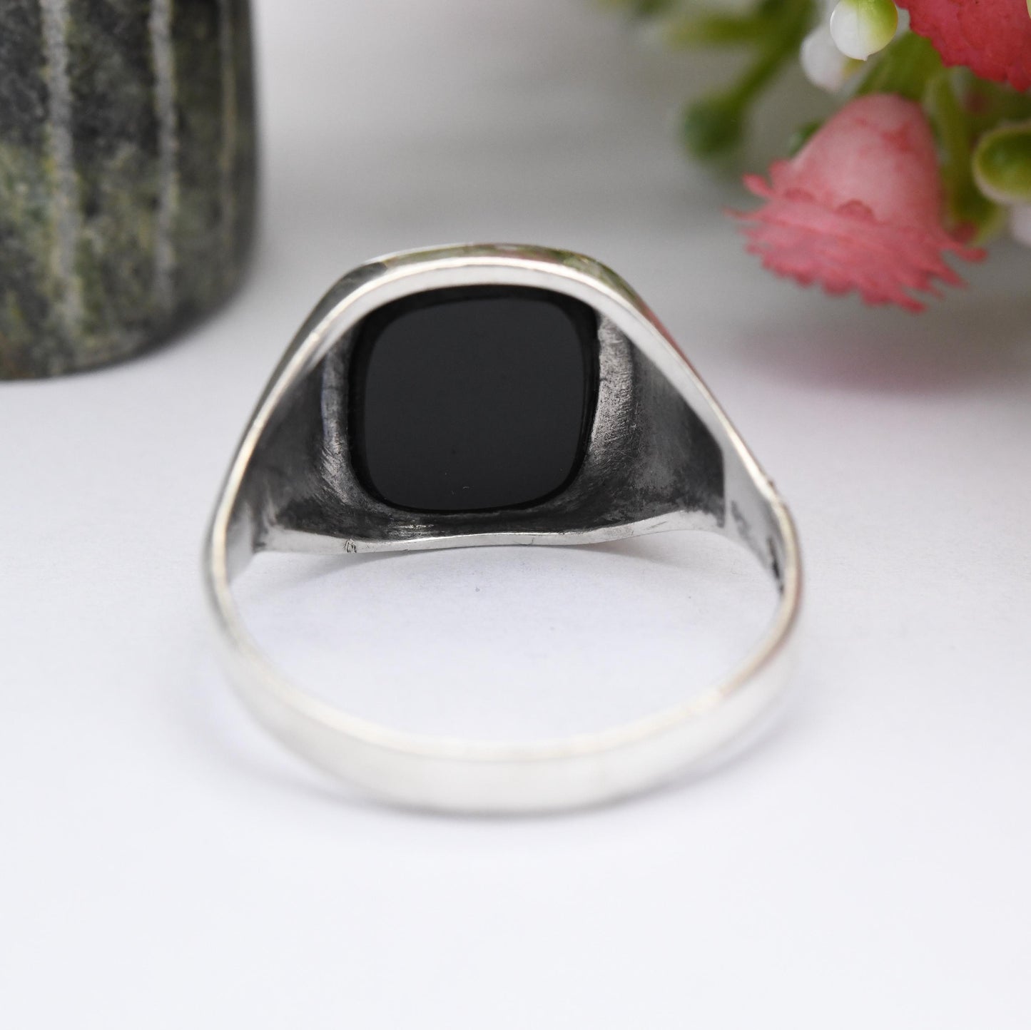 Vintage Sterling Silver Onyx Signet Ring 1984 - Black Gemstone Unisex Jewellery | UK Size - U 1/2 | US Size - 10 1/4