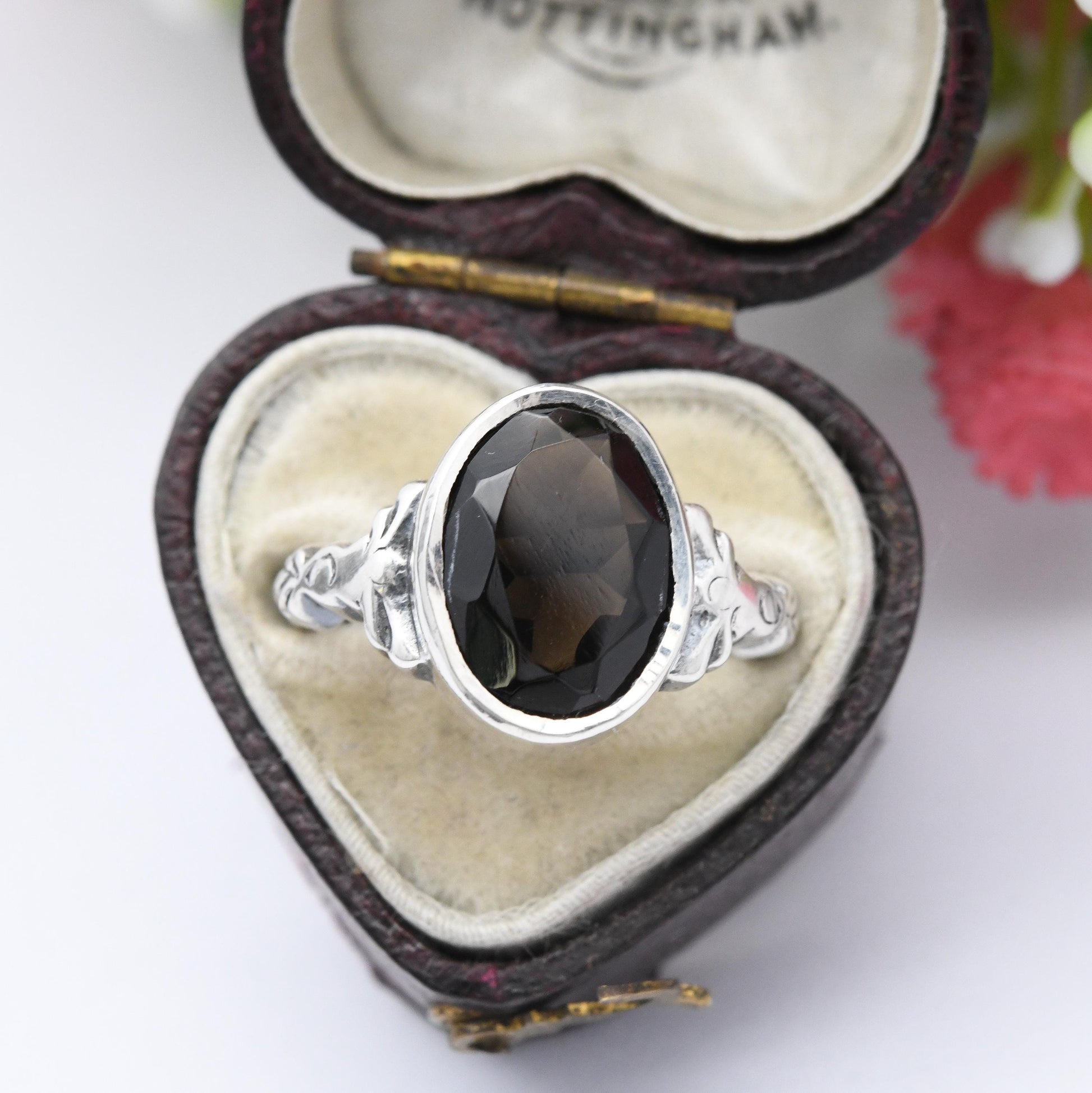 Vintage Sterling Silver Smoky Quartz Ring with Pretty Bow Shoulders - Mid-Century Silver Jewellery | UK Size - K | US Size - 5 1/4