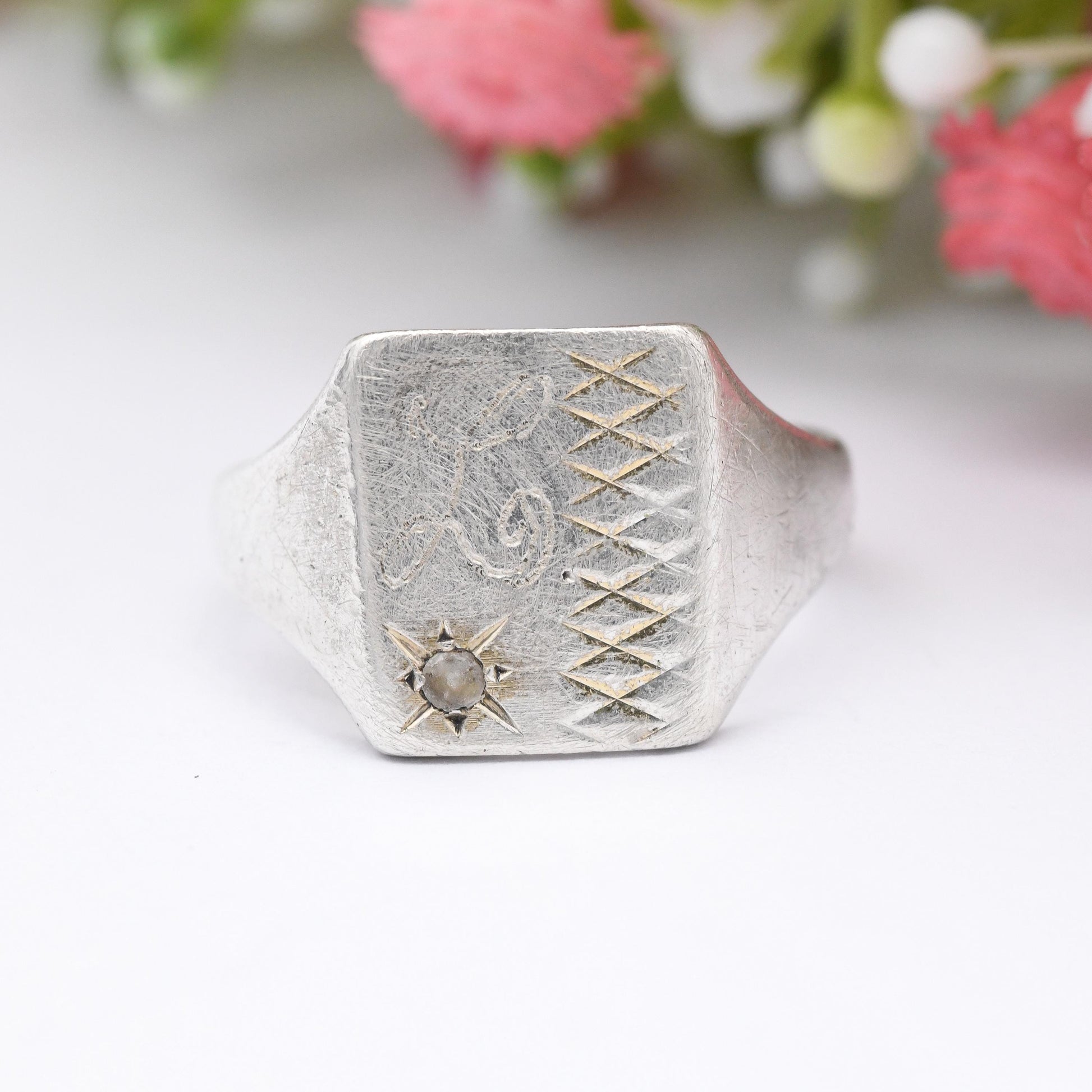 Vintage Sterling Silver Monogram Signet Ring Letter L - Star Set Stone Chunky Engraved Initial Ring Sentimental | UK Size - S | US Size - 9