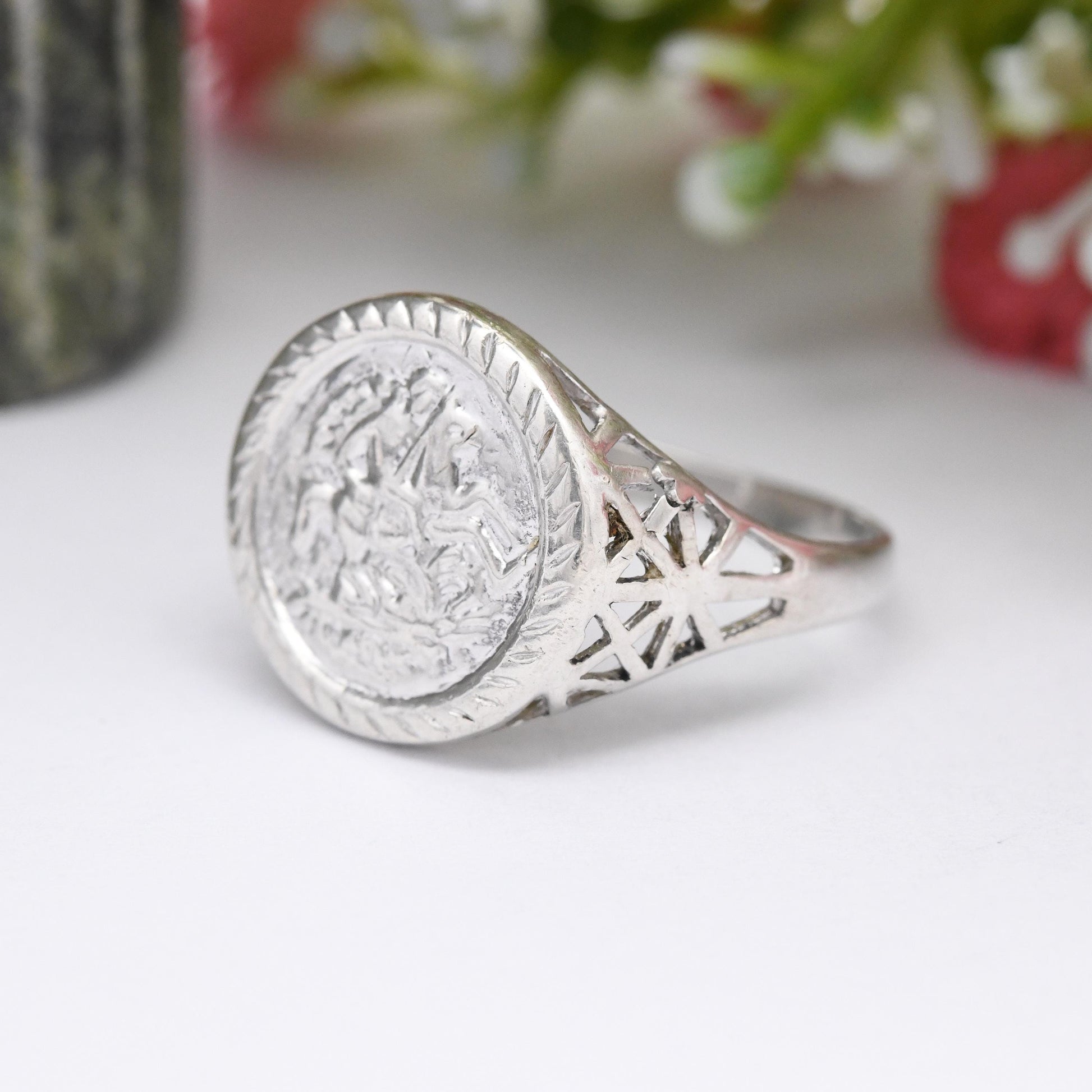 Vintage Sterling Silver Saint George and the Dragon Signet Ring - English Coin Theme Jewellery | Large Size | UK Size - V | US Size - 10 1/2