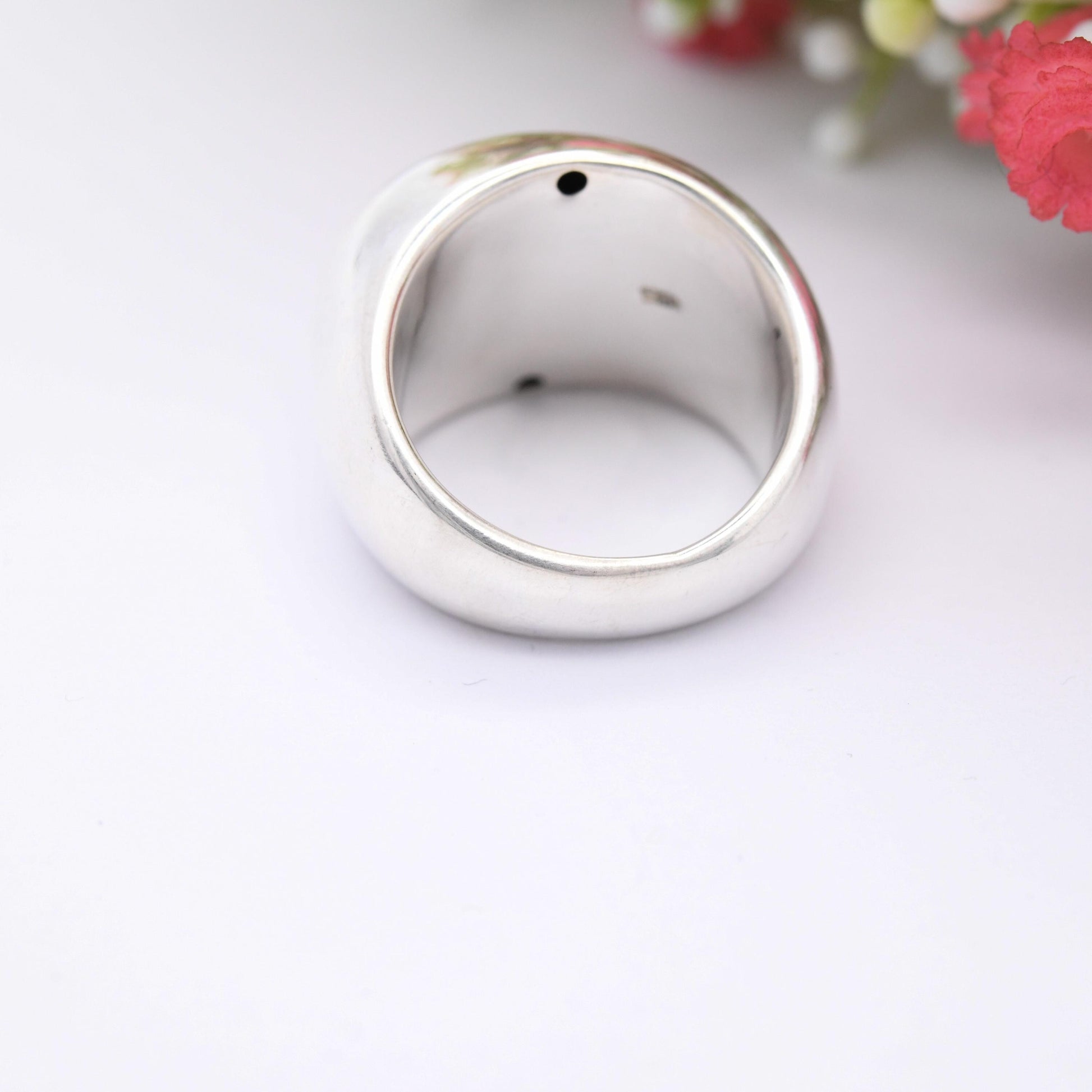 Vintage Hollow Sterling Silver Chunky Ring - Statement Modernist Style | Smooth Tactile Jewellery | UK Size - Q | US Size - 8