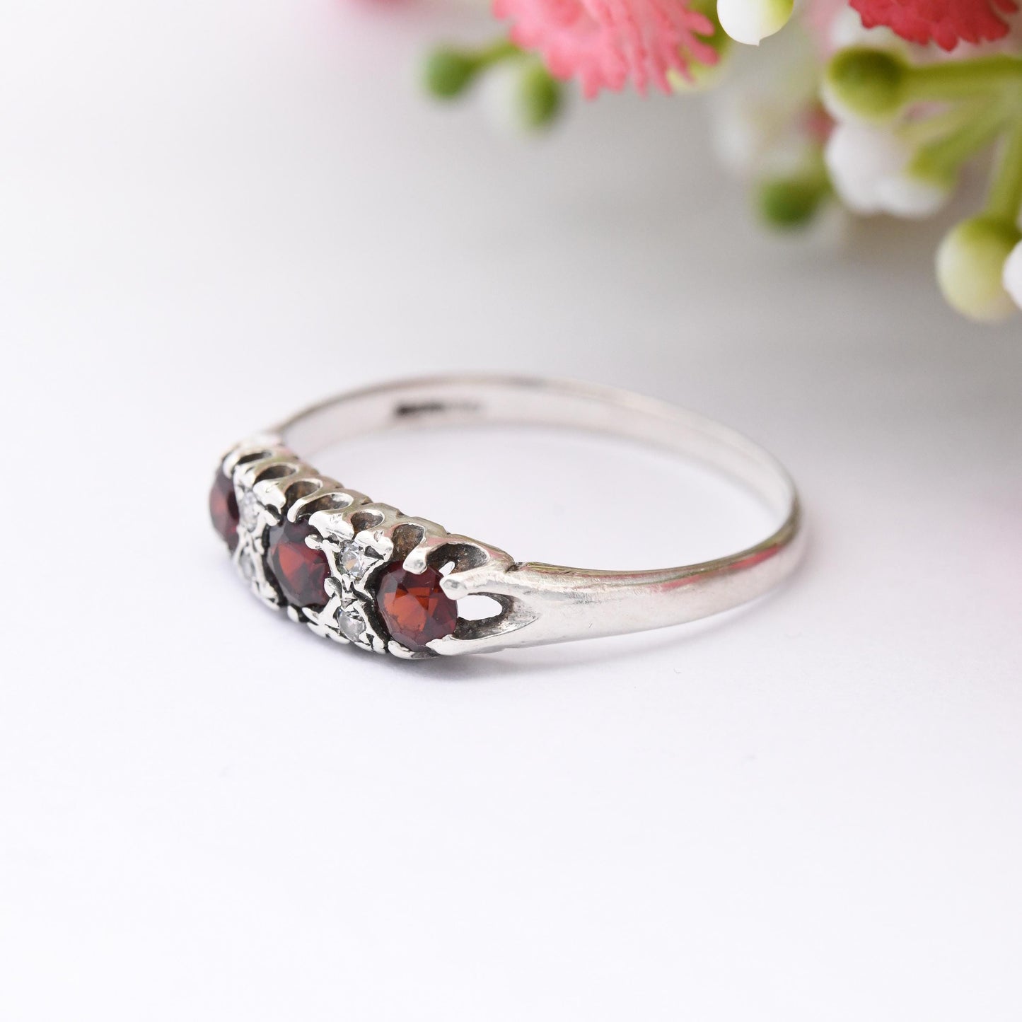 Vintage Sterling Silver Garnet Three Stone Ring 1987 - Victorian Style Boat Ring | Pretty Gift for Her | UK Size - T | US Size - 9 3/4