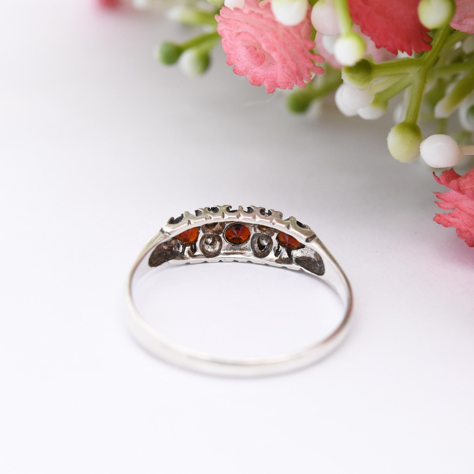 Vintage Sterling Silver Garnet Three Stone Ring 1987 - Victorian Style Boat Ring | Pretty Gift for Her | UK Size - T | US Size - 9 3/4