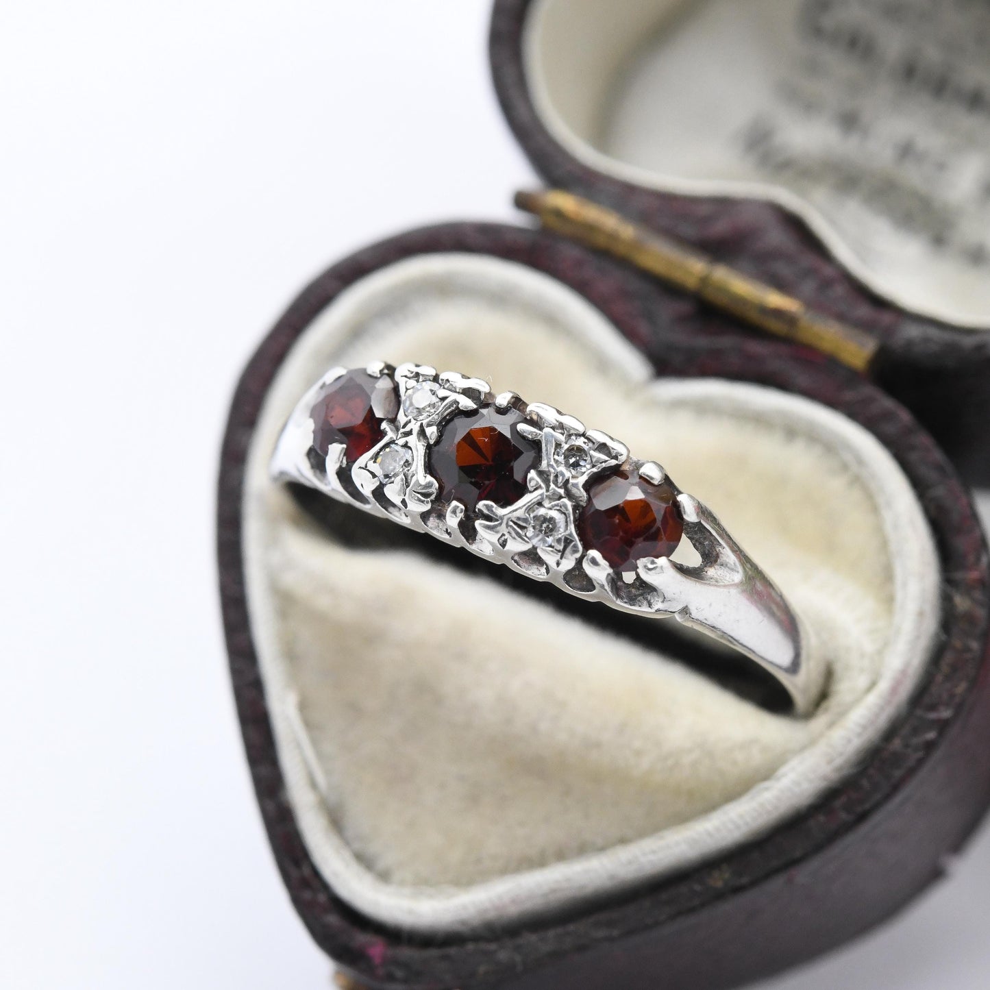 Vintage Sterling Silver Garnet Three Stone Ring 1987 - Victorian Style Boat Ring | Pretty Gift for Her | UK Size - T | US Size - 9 3/4