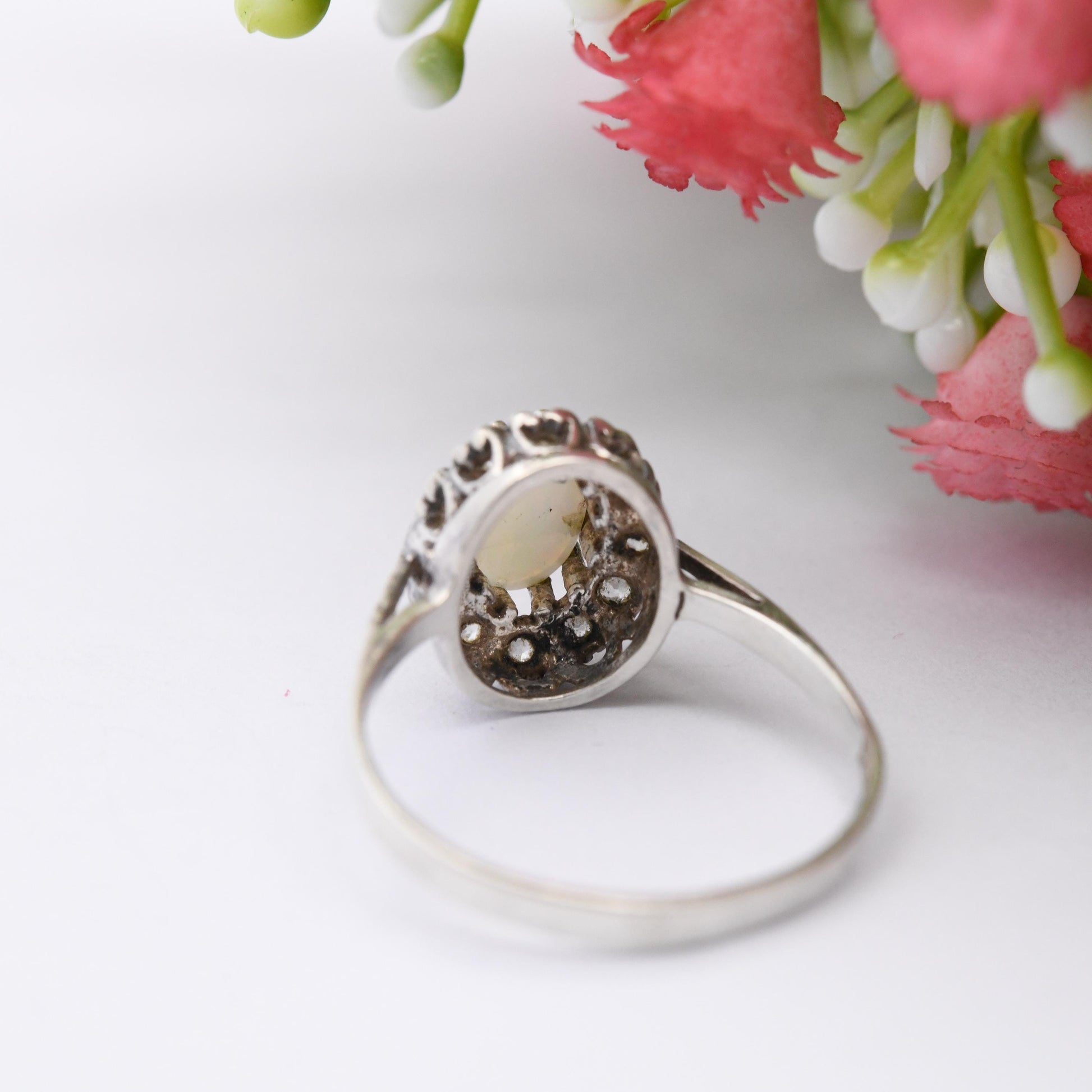 Vintage Sterling Silver Opal Cluster Ring 1978 - Mid-Century Antique Style | Pretty Cocktail Ring with Halo | UK Size - M | US Size - 6 1/4