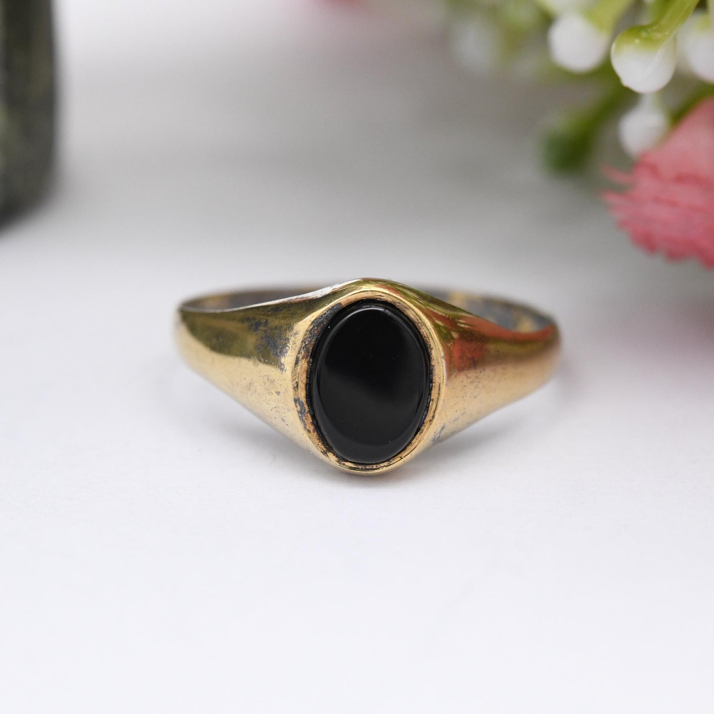 Vintage Gold Plated Sterling Silver Onyx Signet Ring - Unisex Jewellery Gift for Him Middle Finger Ring | UK Size - R 1/2 | US Size - 8 3/4