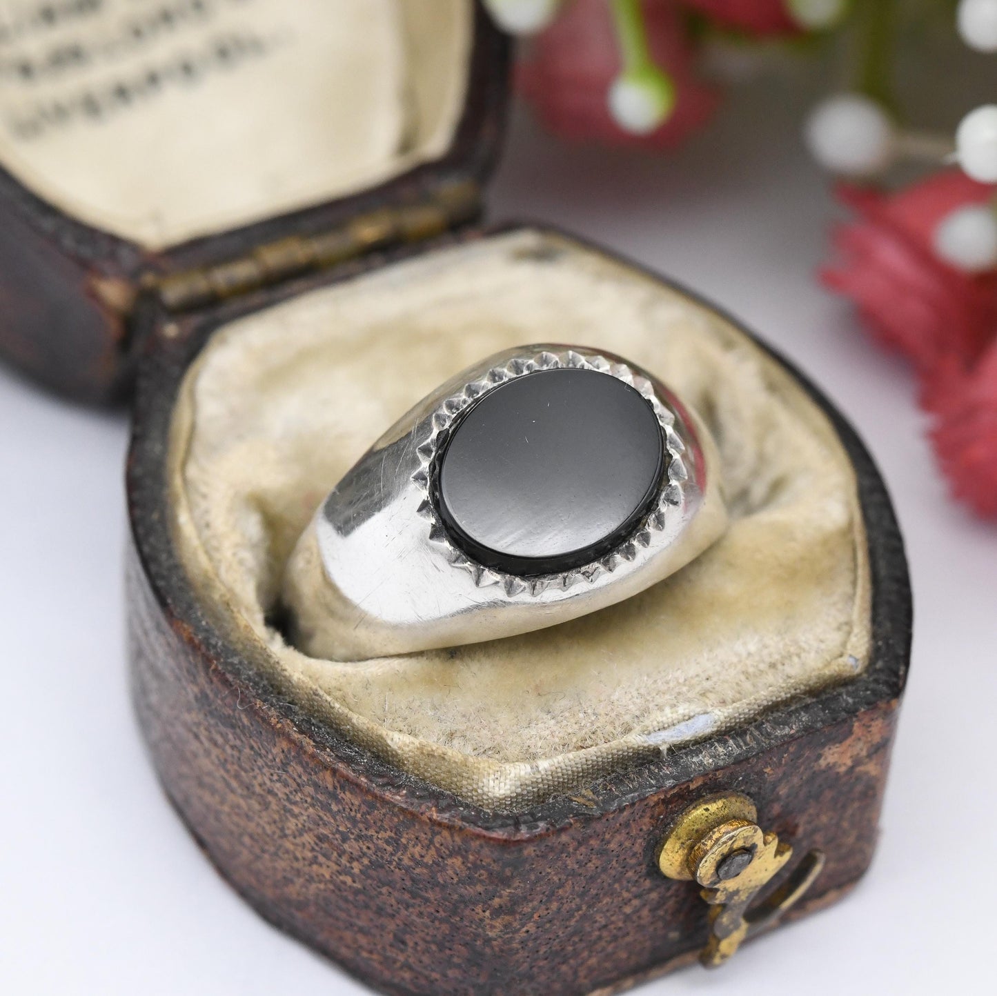 Vintage Sterling Silver Onyx Signet Ring - Unisex Jewellery | Black Gemstone Pinkie Ring | UK Size - L 1/2 | US Size - 6