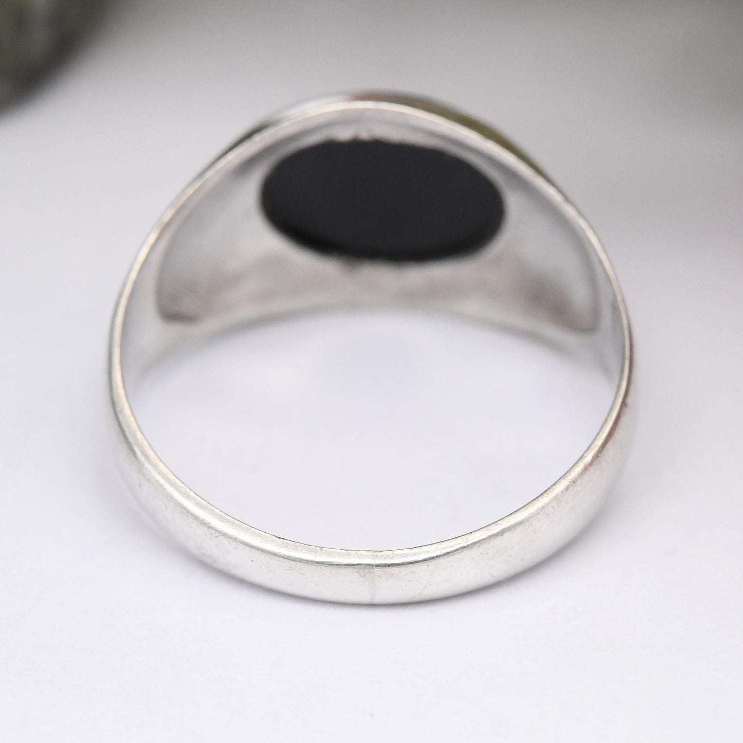 Vintage Sterling Silver Onyx Signet Ring - Unisex Jewellery | Black Gemstone Pinkie Ring | UK Size - L 1/2 | US Size - 6