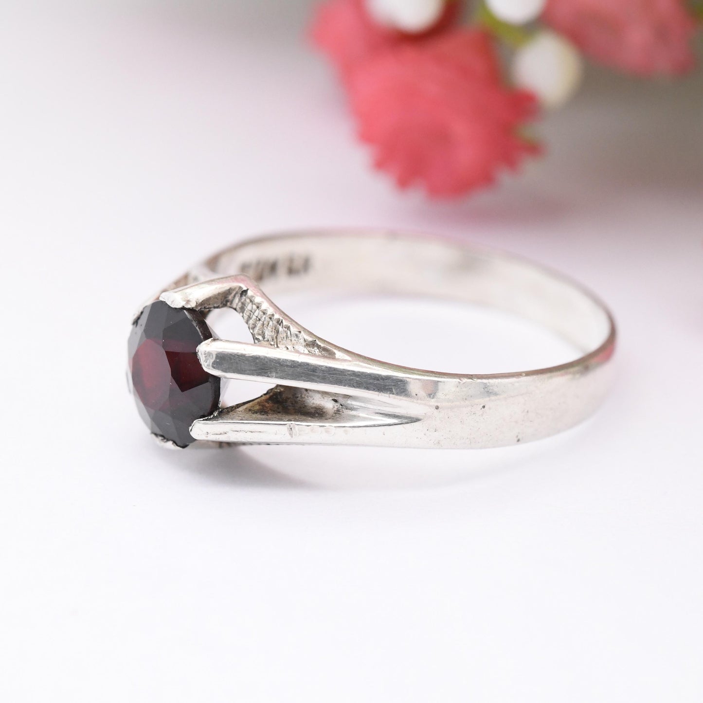 Vintage Sterling Silver Garnet Solitaire Ring - Mid-Century Modern Faceted Red Stone Ring | Pretty Gift for Her | UK Size - S | US Size - 9