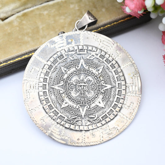 Vintage Mexican Sterling Silver Teotihuacan Aztec Sun God Pendant - Mid-Century Collectable Mexico Silver Jewellery Chunky Large Circle Disk