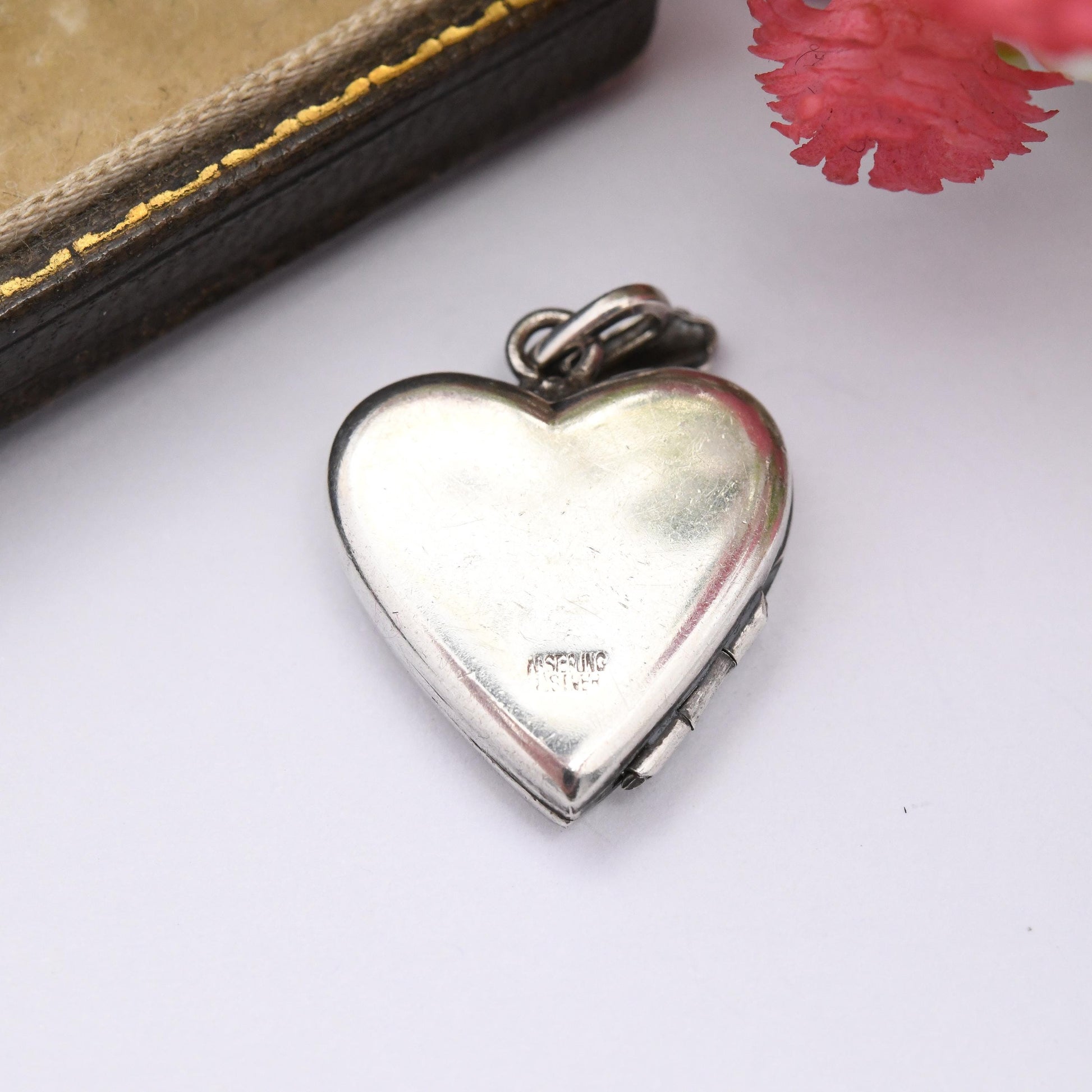 Vintage Sterling Silver Heart Locket Pendant with Star Design - Minimal Love Heart Shape Locket Pretty Gift for Her | Mid-Century Jewellery