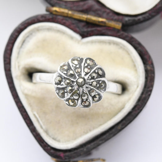 Vintage Sterling Silver Marcasite Cluster Flower Ring - Pretty Fan Petal Ring | UK Size - K | US Size - 5 1/4