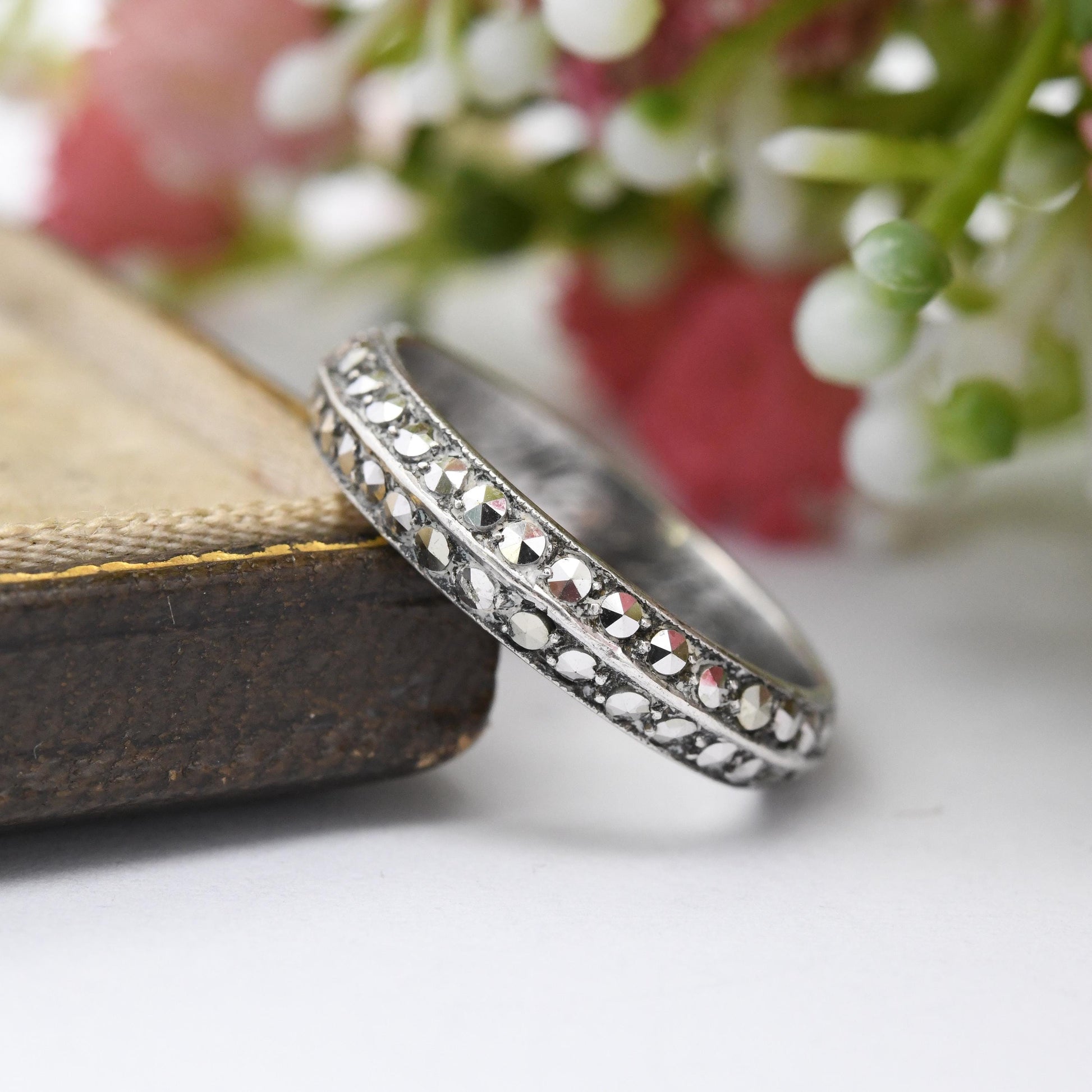 Vintage Sterling Silver Full Eternity Marcasite Ring with Secret Mourning Message - May the Memory Be Evergreen | UK Size - M | US Size - 6