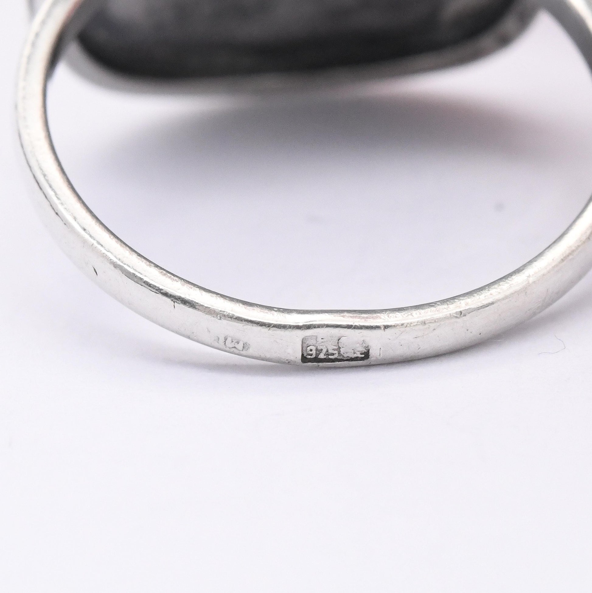 Vintage Sterling Silver Abstract Design Ring - Studio Style Modernist Silver Jewellery Artistic Gift | UK Size - P 1/2 | US Size - 7 3/4