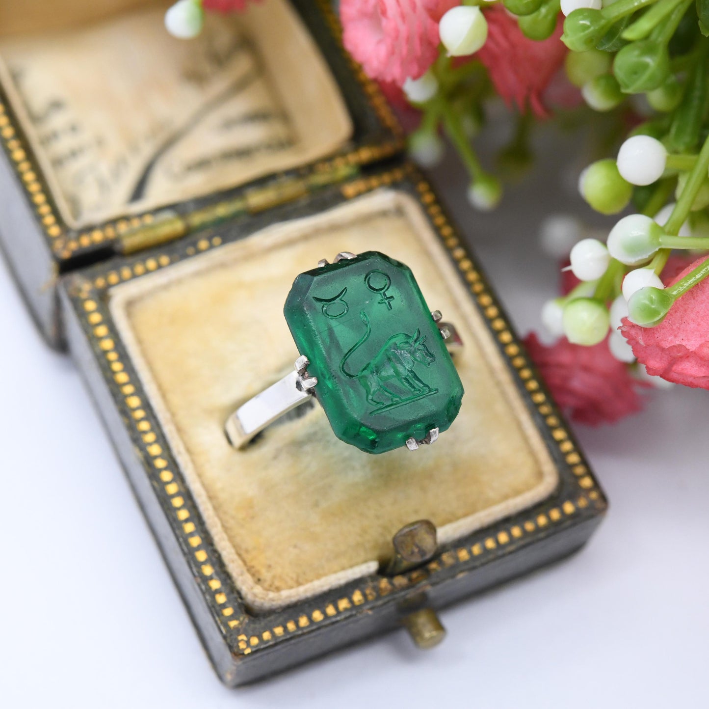 Antique Art Deco Silver Zodiac Intaglio Ring Taurus Bull - Emerald Green Paste | April May Birthday Carved | UK Size - M | US Size - 6 1/4