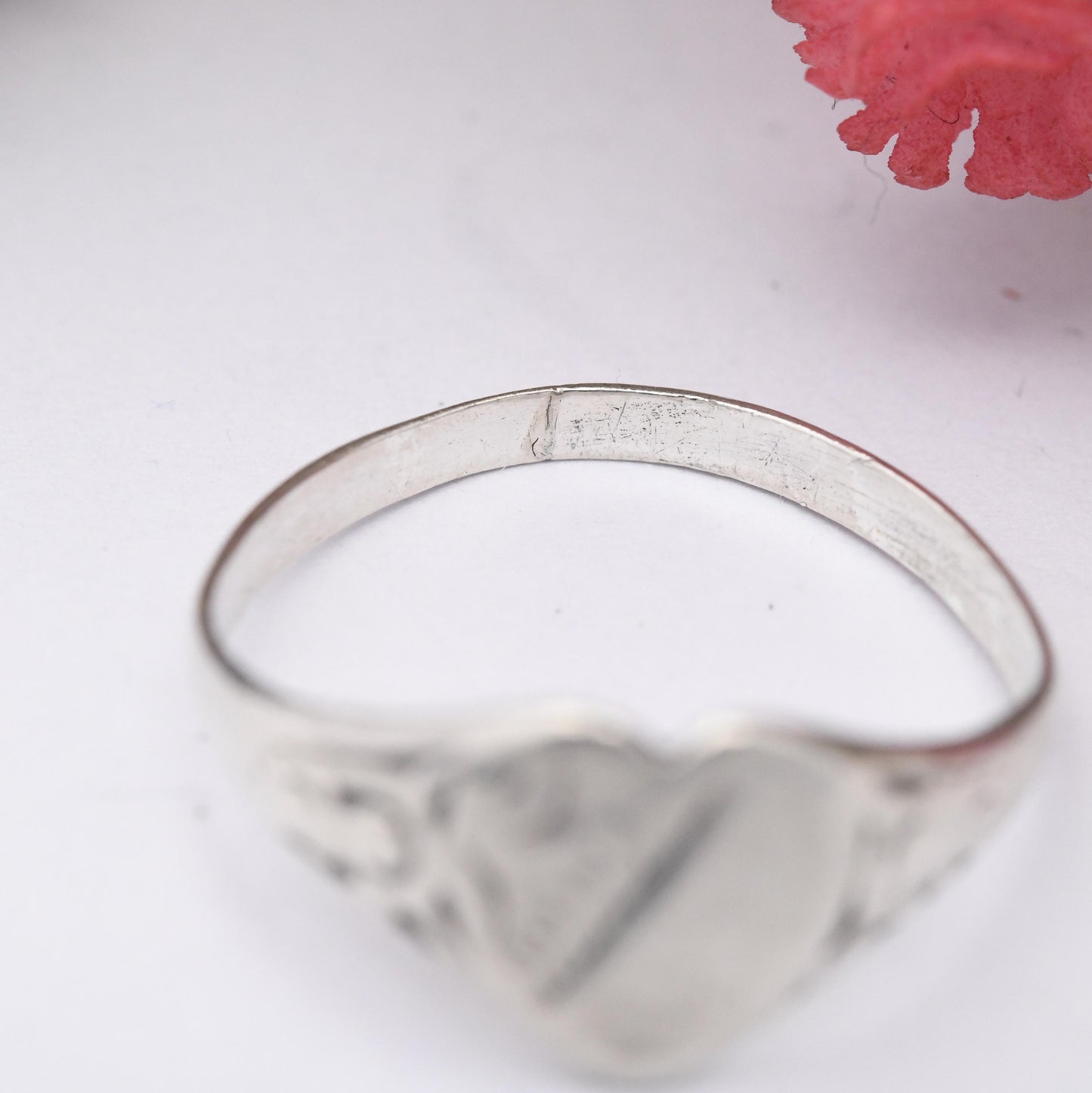 Vintage Sterling Silver Heart Signet Ring - Little Engraved Silver Love Heart Jewellery Everyday Pinkie Ring | UK Size - K | US Size - 5 1/4