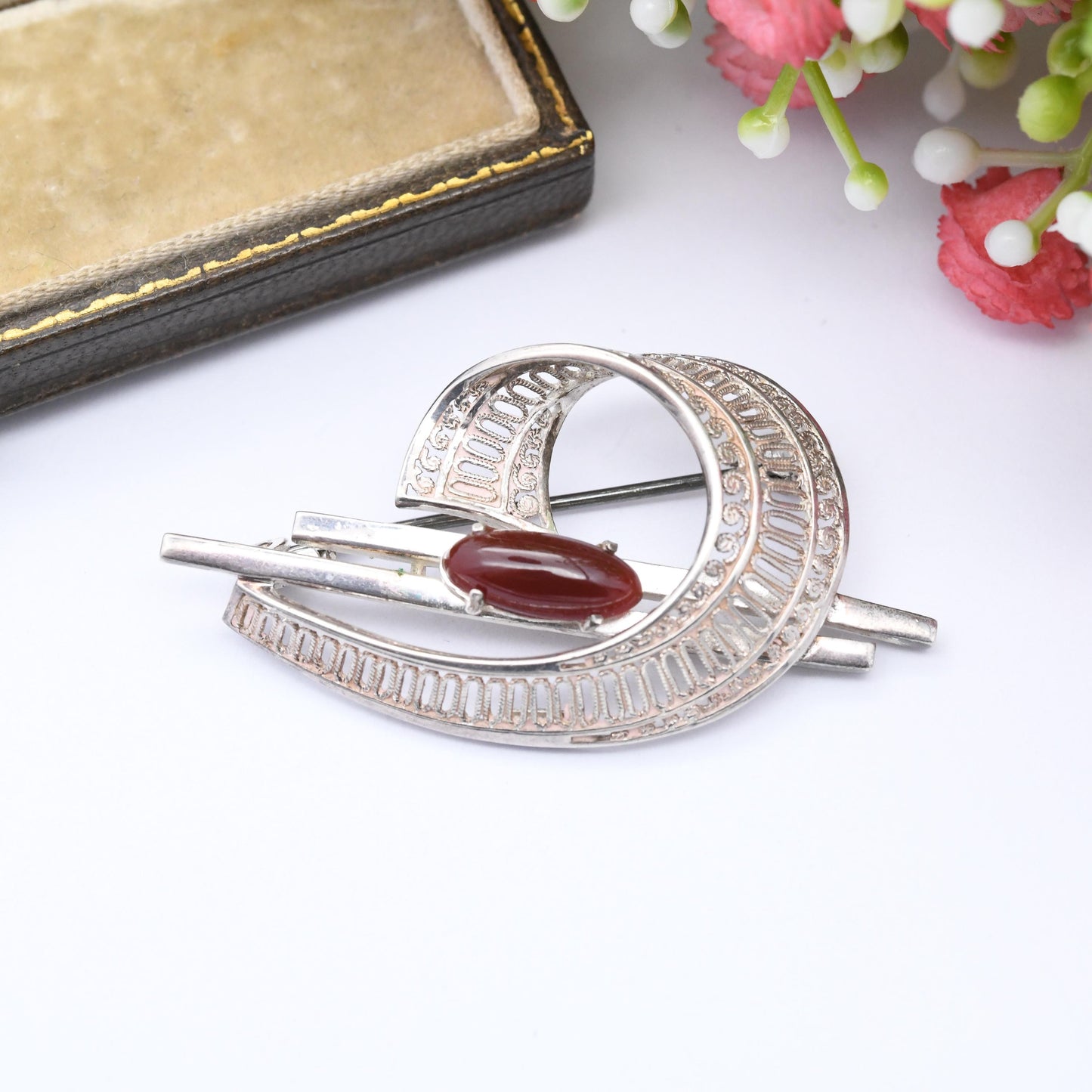 Vintage Sterling Silver Carnelian Brooch - Mid-Century Modernist Swirling Filigree Design | Cabochon Red Gemstone | European Jewellery