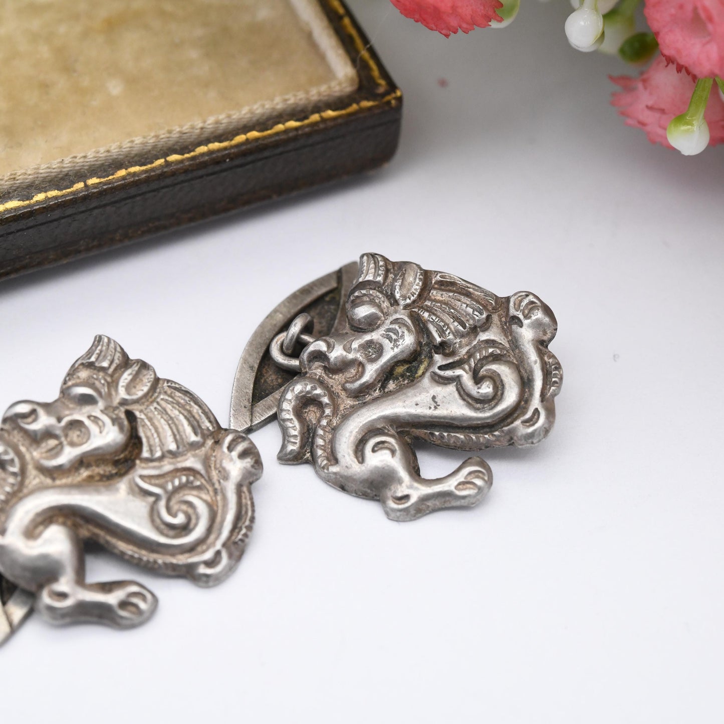 True Vintage Silver Lion Chain Style Cufflinks - Ornate Textured Repoussé Design Gift for Son Brother Graduation Day Present Unusual Antique