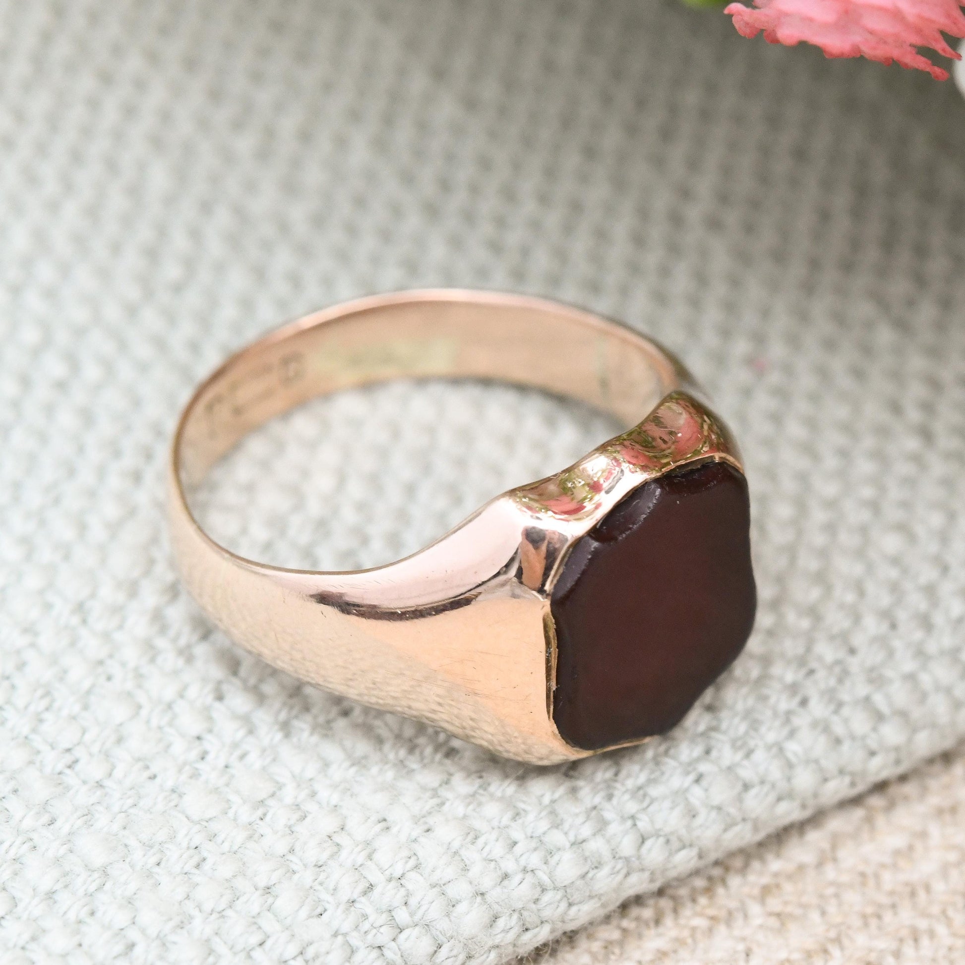 Antique 9ct Rose Gold Carnelian Shield Signet Ring 1904 Edwardian - Unisex Chunky Ring | Gift for Boyfriend | UK Size - Q | US Size - 8